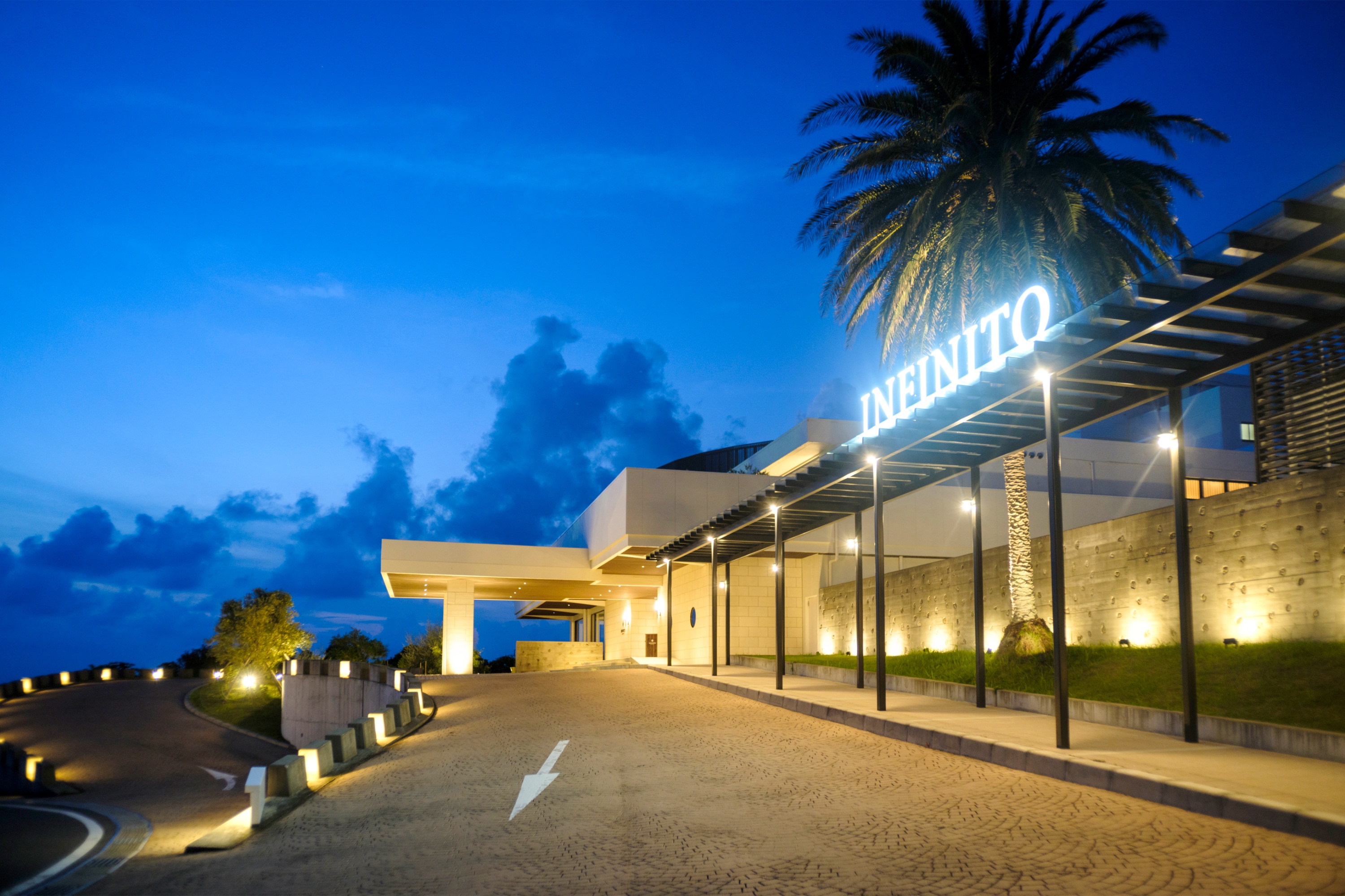 Exterior (night view)