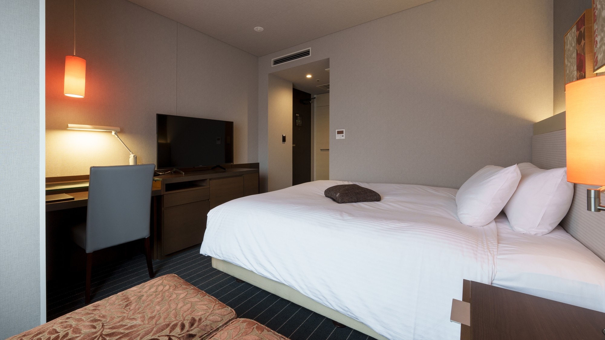 릴랙스 더블룸 일례｜18평미/침대폭 160cm/금연