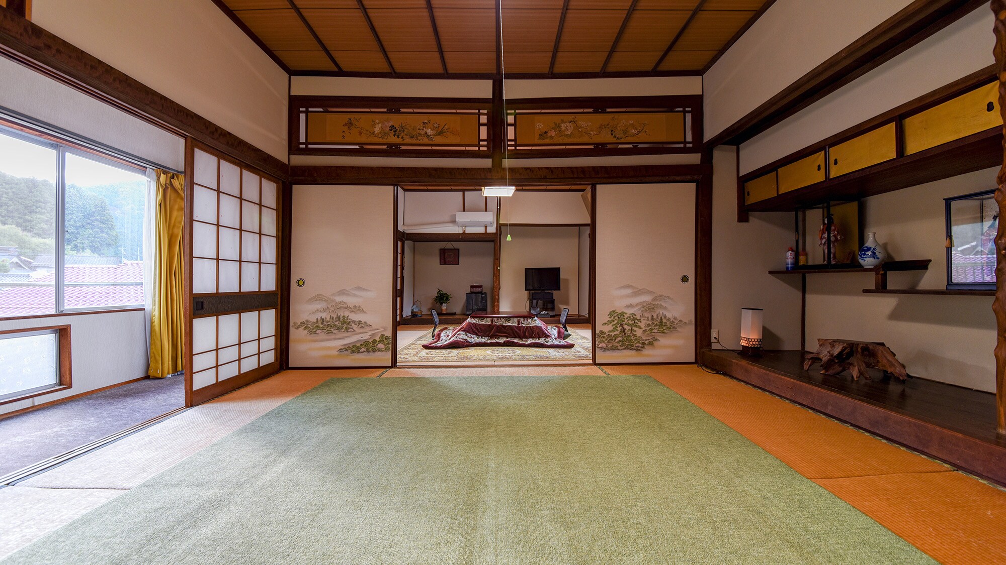 *[Second floor annex, Koyo] Two sunny Japanese-style rooms of 8 tatami mats. Pets are allowed upon request.