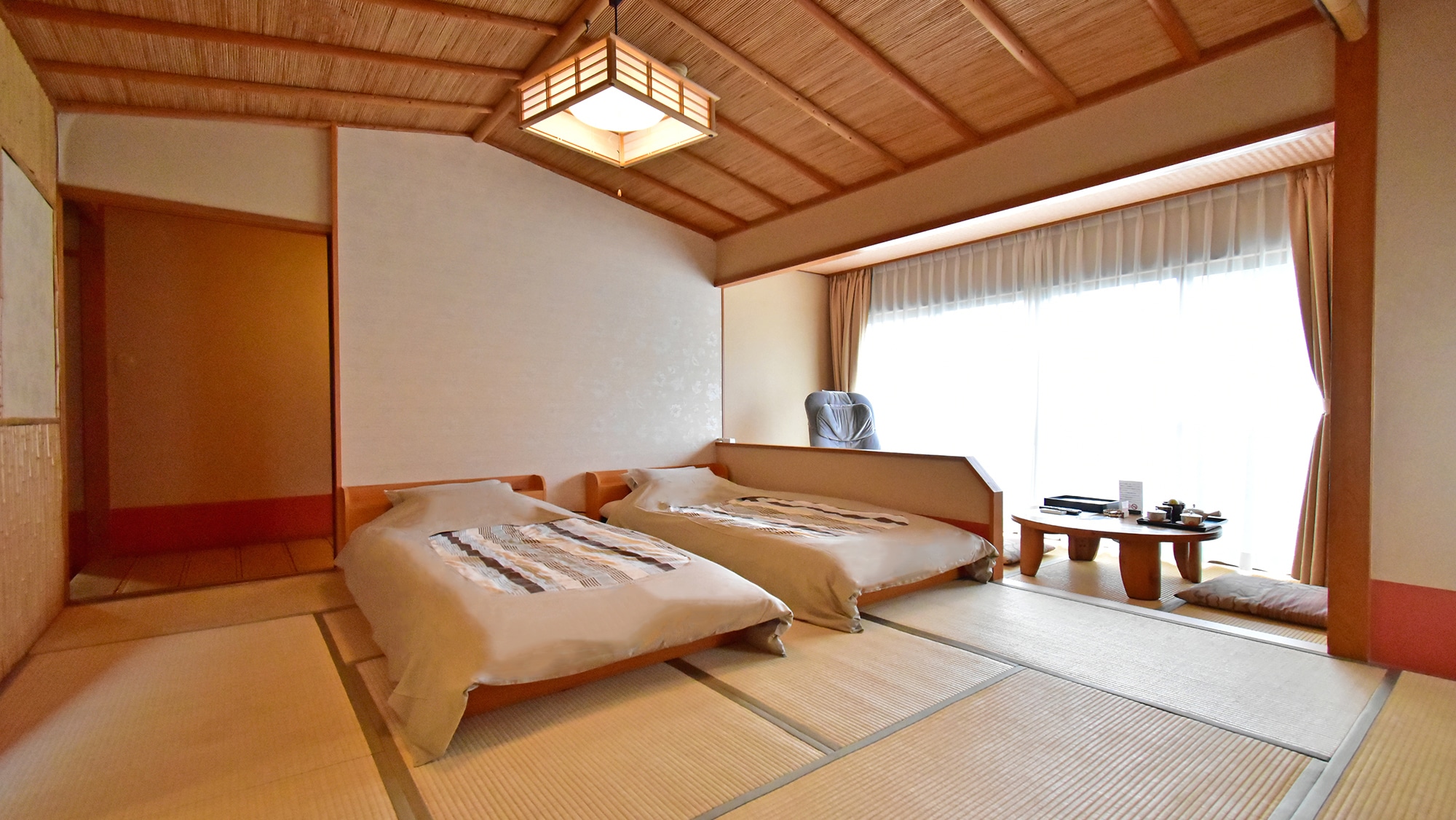 [Room with massage chair (low bed)] 1 room per day only ★ Non-smoking room.