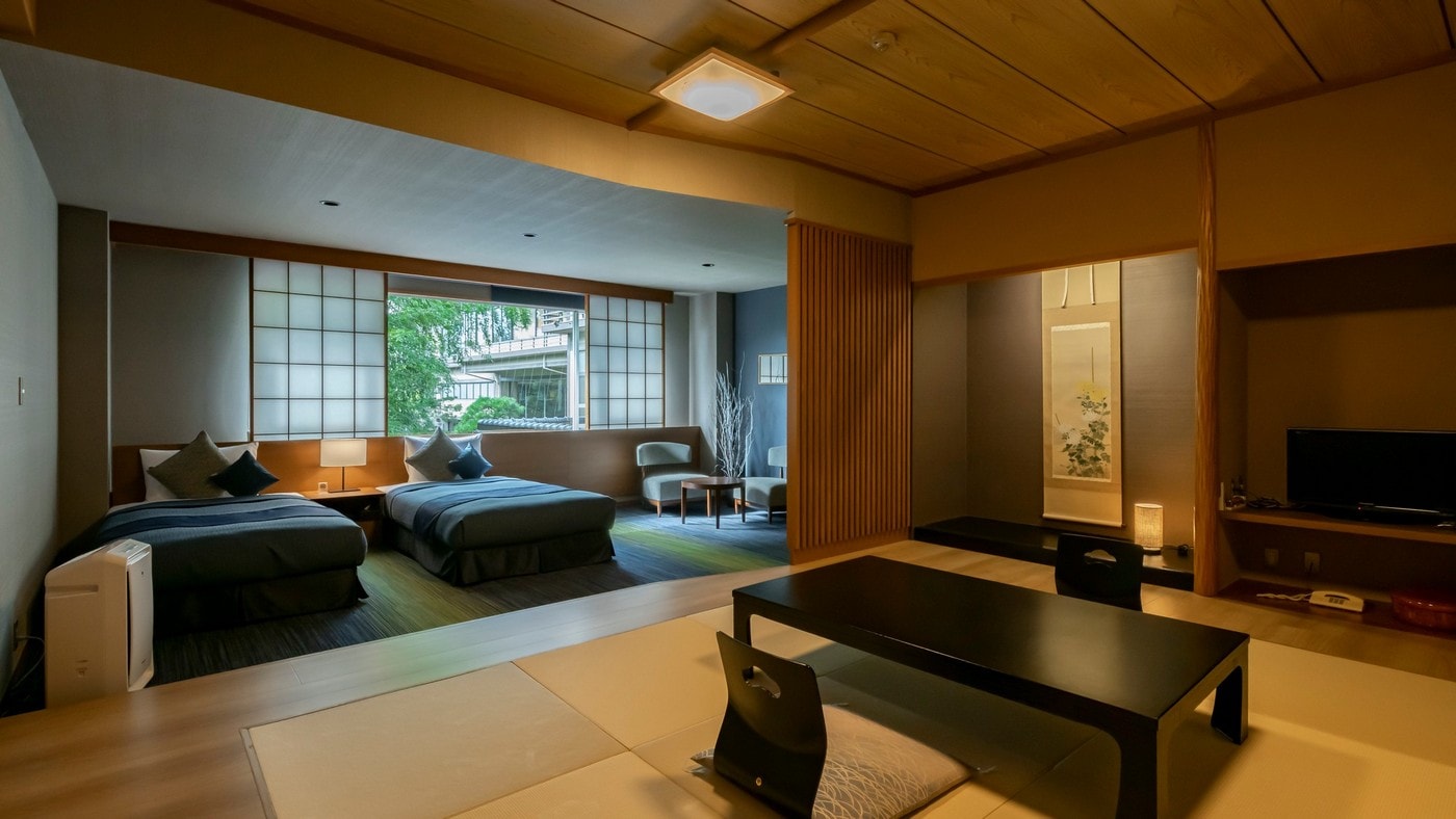 [East Building Japanese-Western Room] Spacious and comfortable East Building Japanese-Western Room