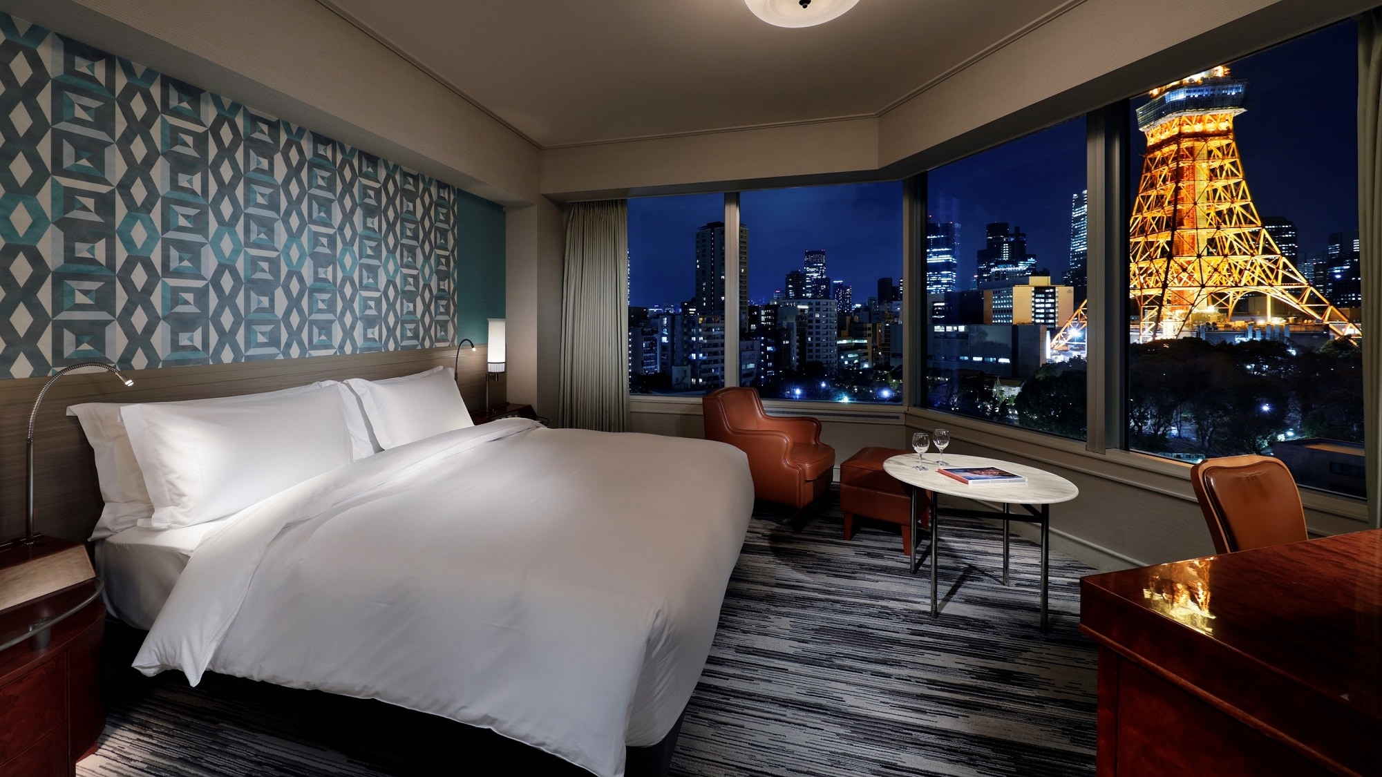Corner King Room (3rd-18th floors, 34 square meters) Tokyo Tower side