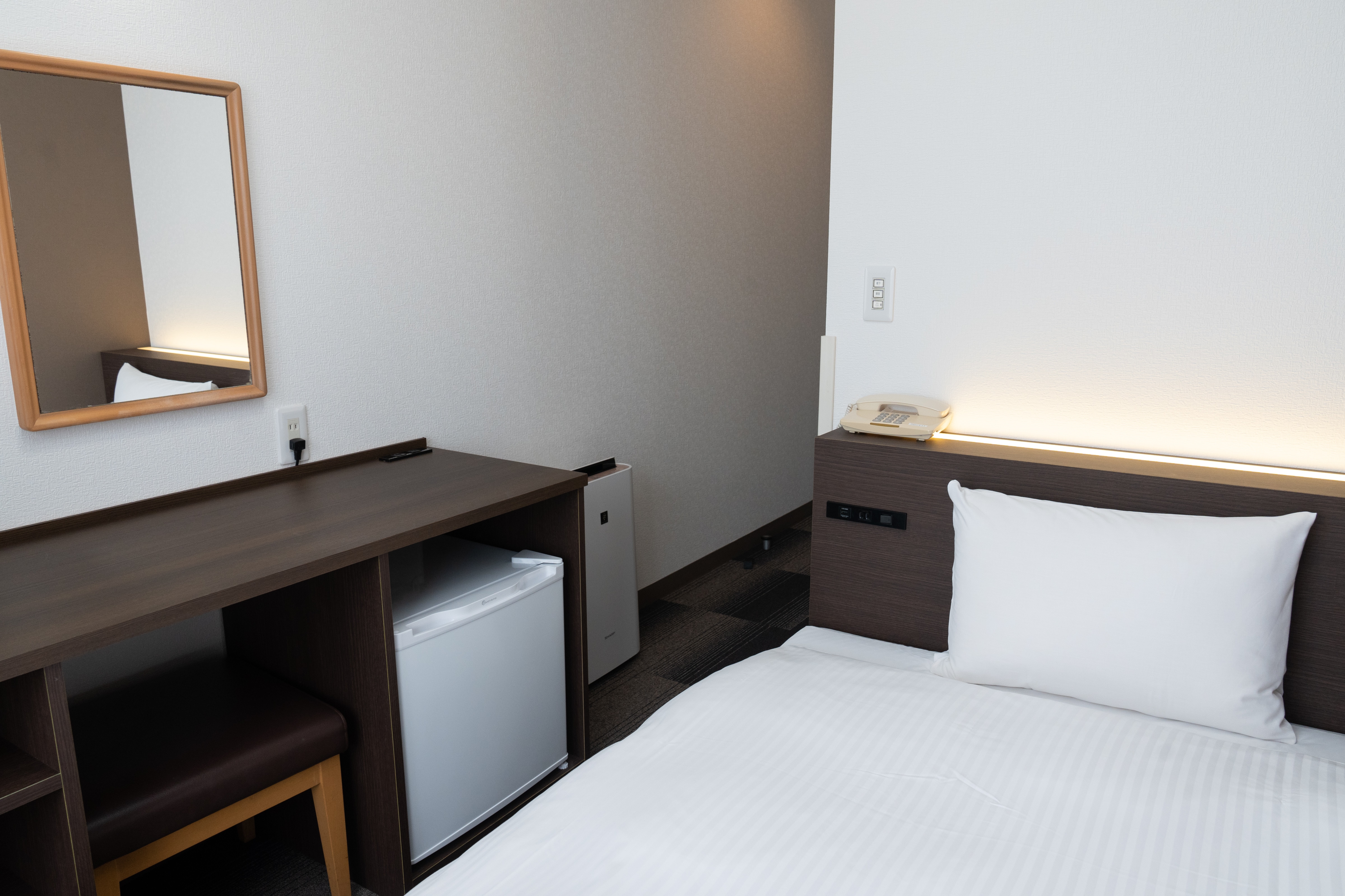 [Single room] A simple single room with a 110 cm bed.