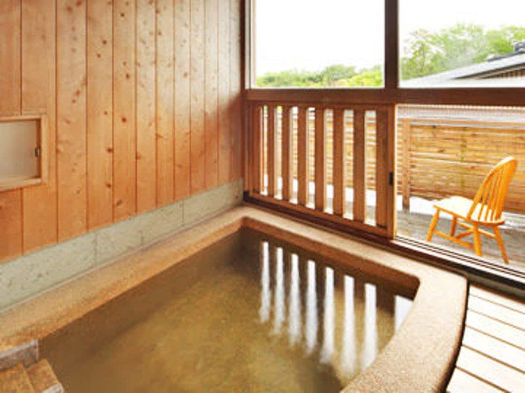 ☆ Bedroom 7 and a half tatami + living room 6 tatami ☆ Special room with semi-open-air bath "Hana no Ame"