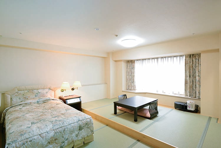 Japanese-style room: 37㎡