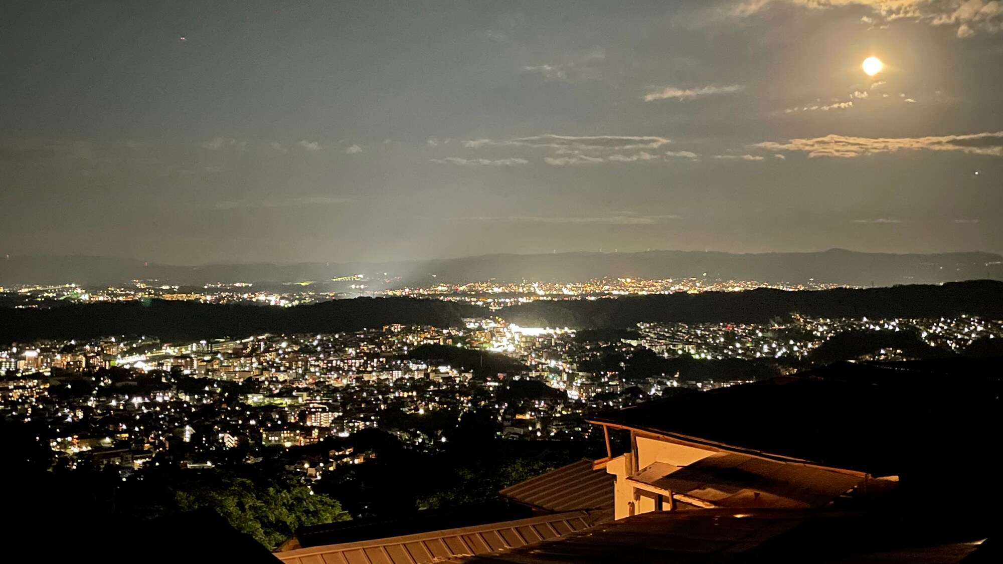 【房间内可欣赏夜景】放松身心，欣赏美丽夜景