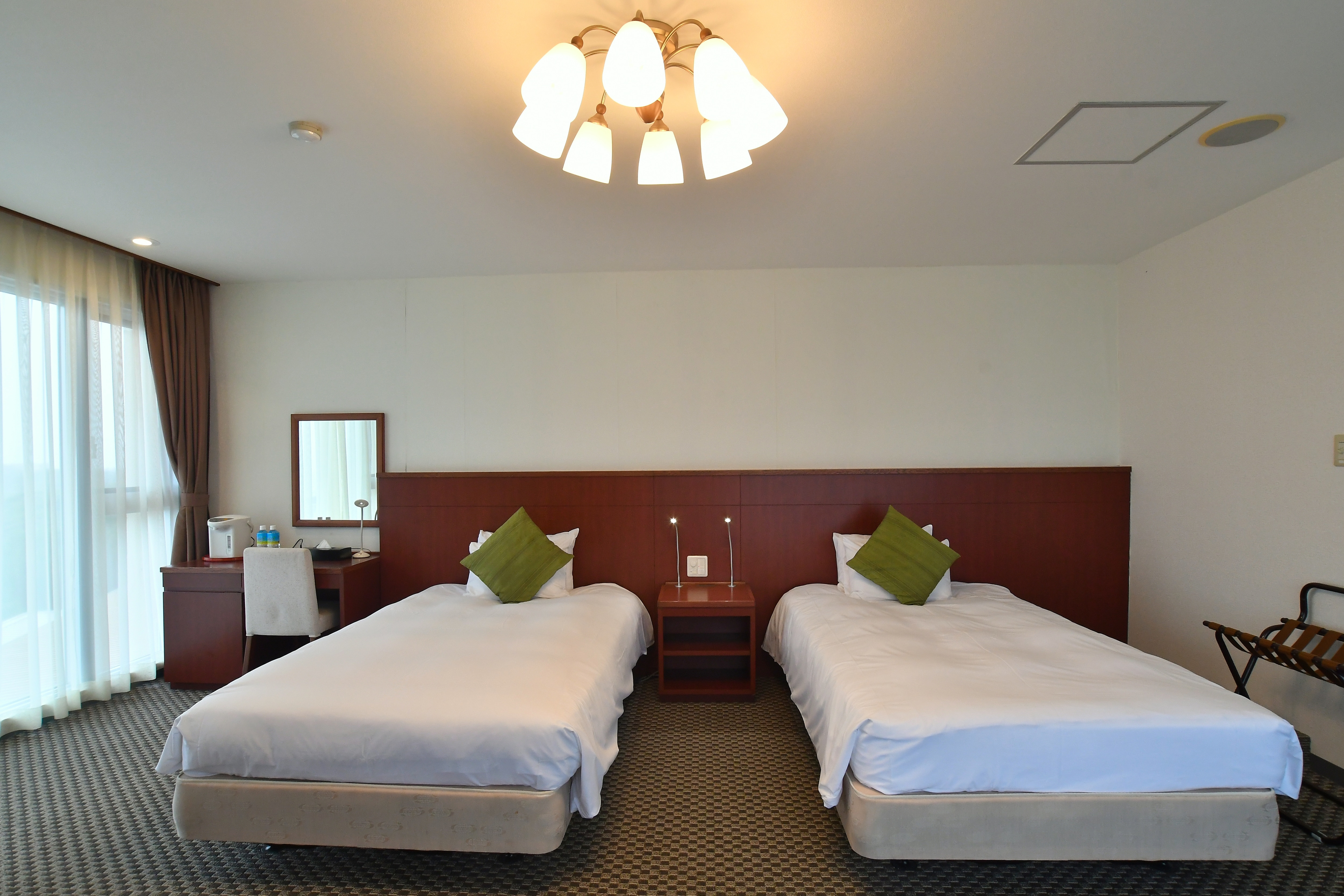 Lighthouse Room (Simmons bed)