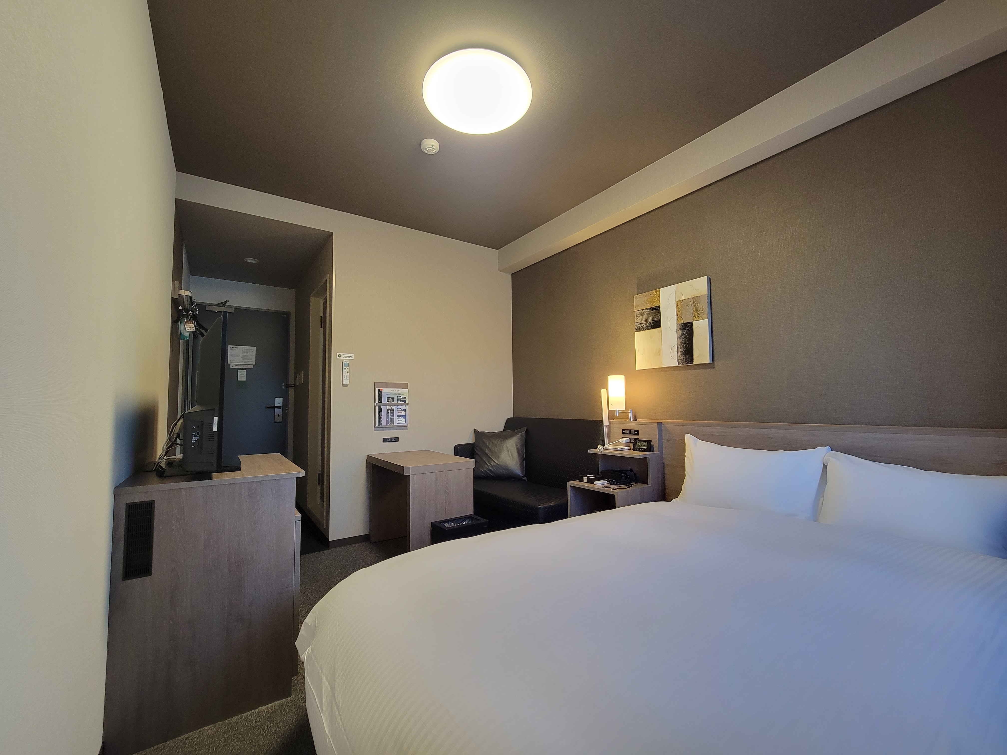 [West Wing] Comfort Semi-Double