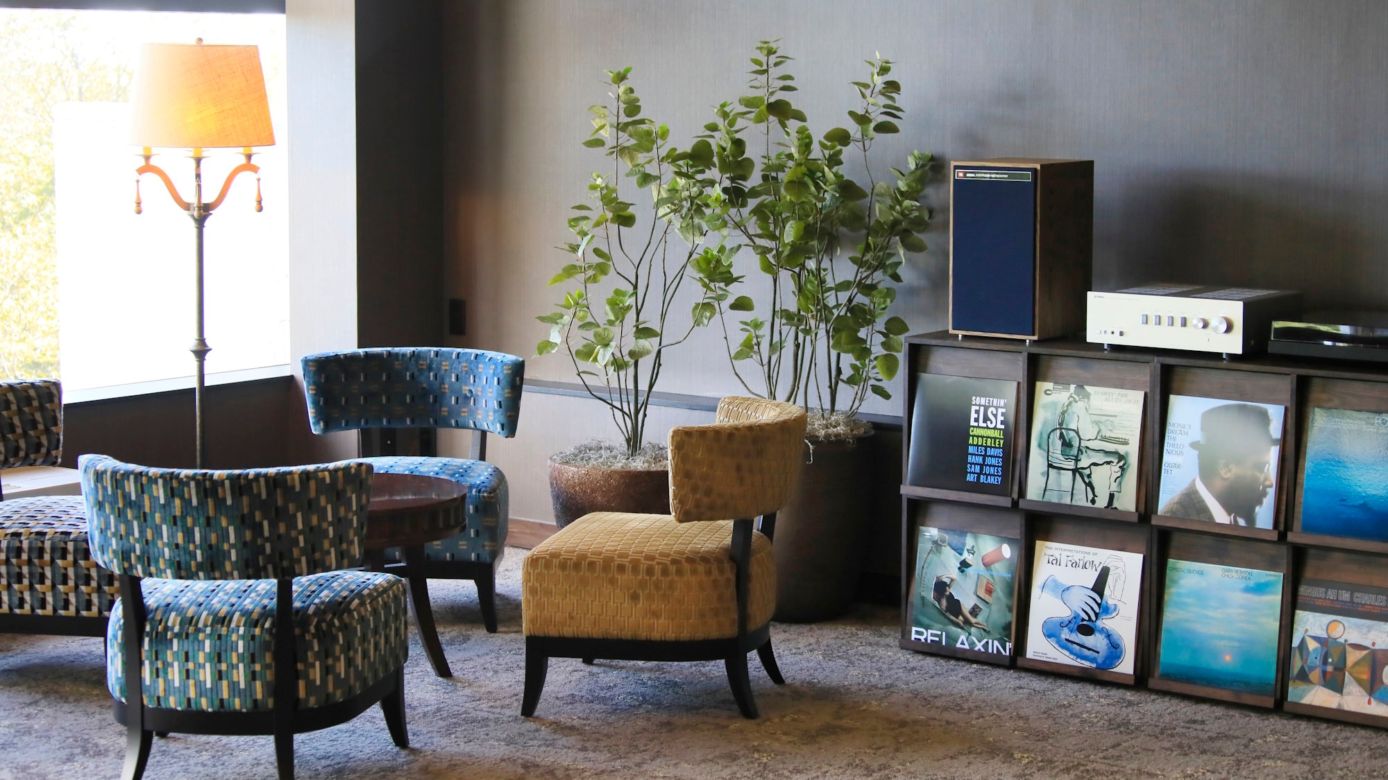 [Lounge] You can relax and enjoy the Nasu Highlands.