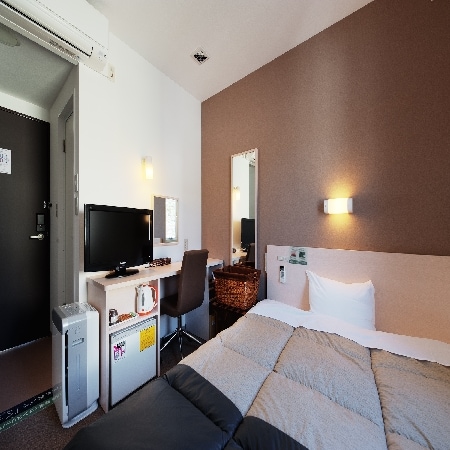 Double Bedroom