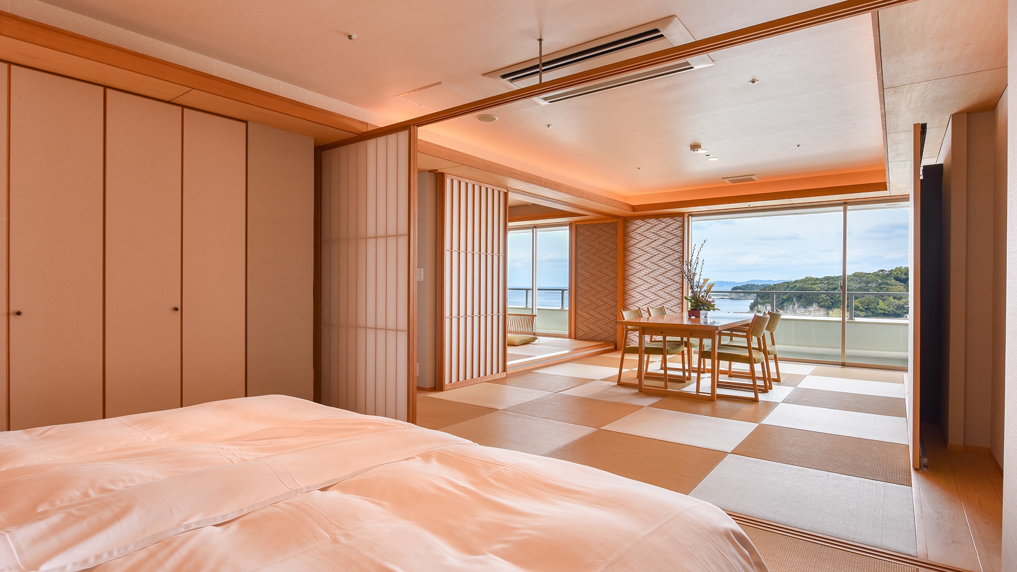 * [Guest room with open-air bath / special room (green crystal)] Image of green crystal. A casual and friendly space.