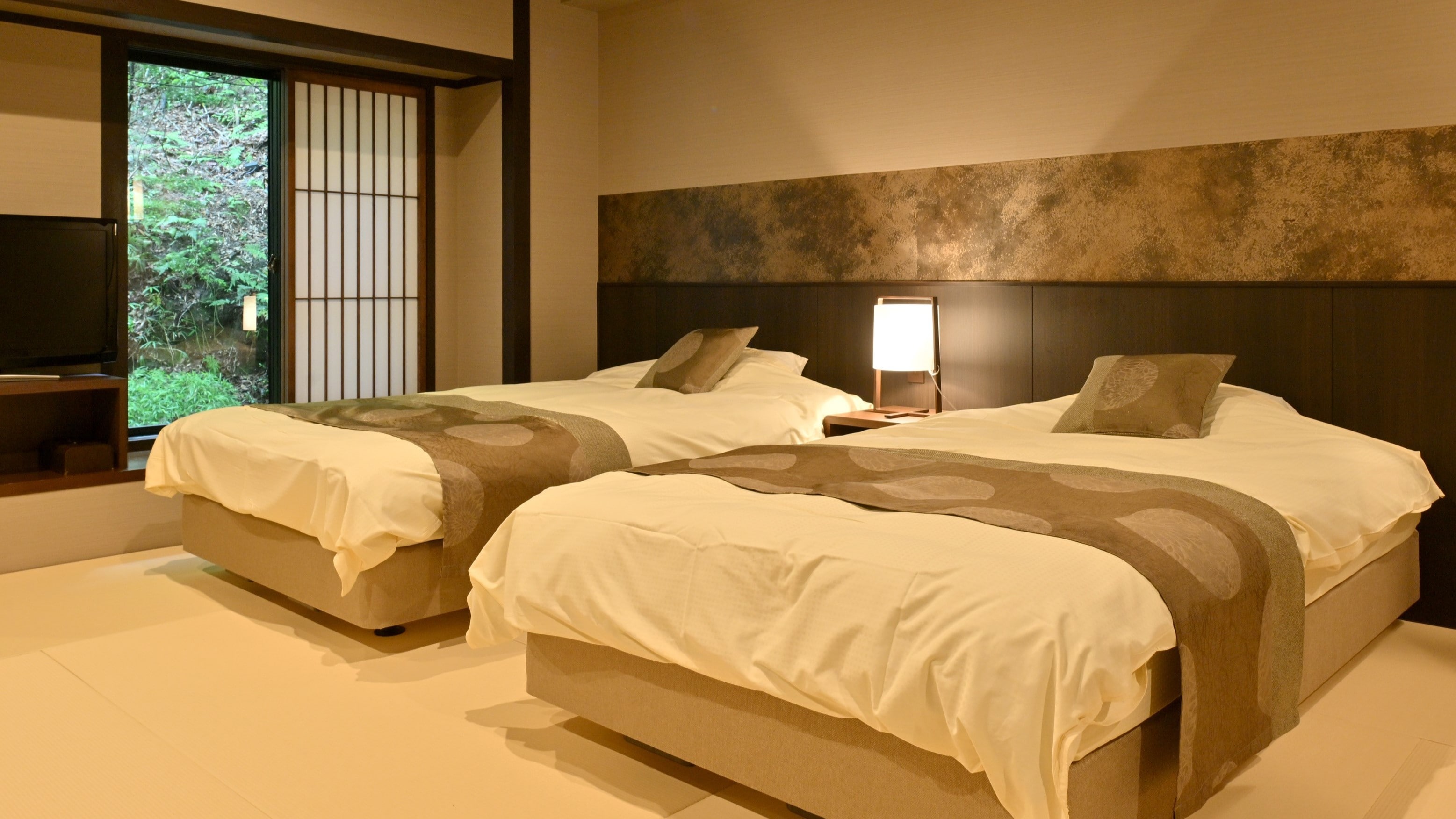 Yamanoan Hot Spring Indoor Bath and Bed