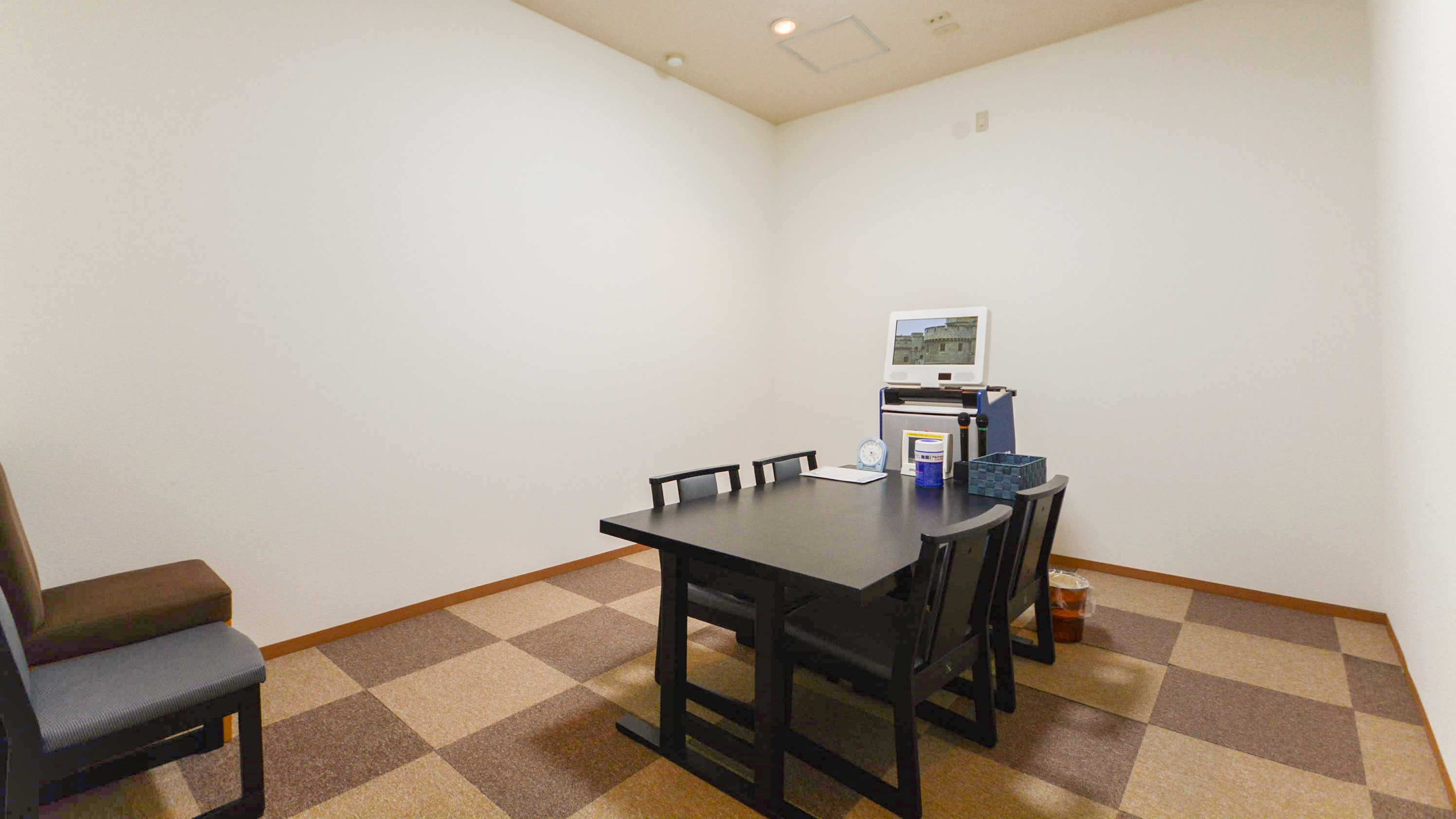Karaoke corner