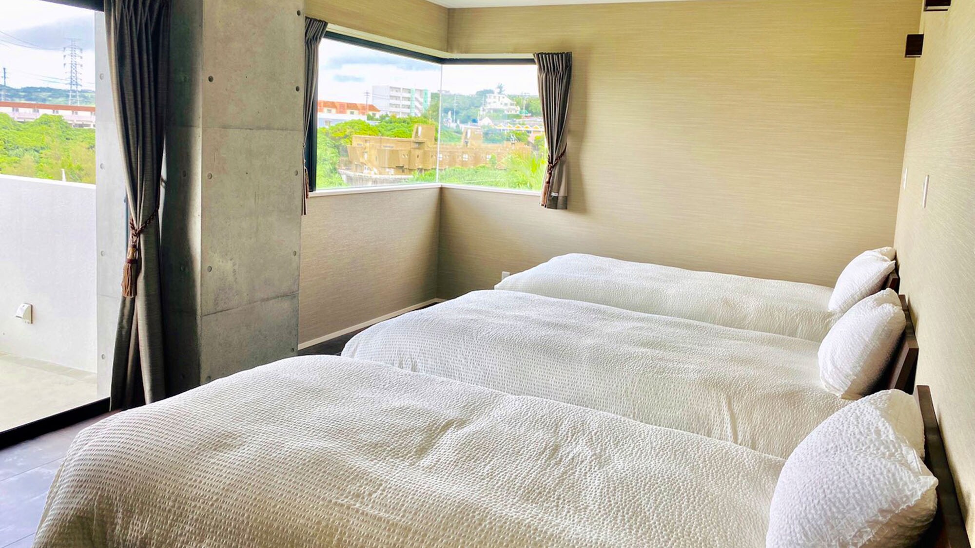 3rd floor bedroom