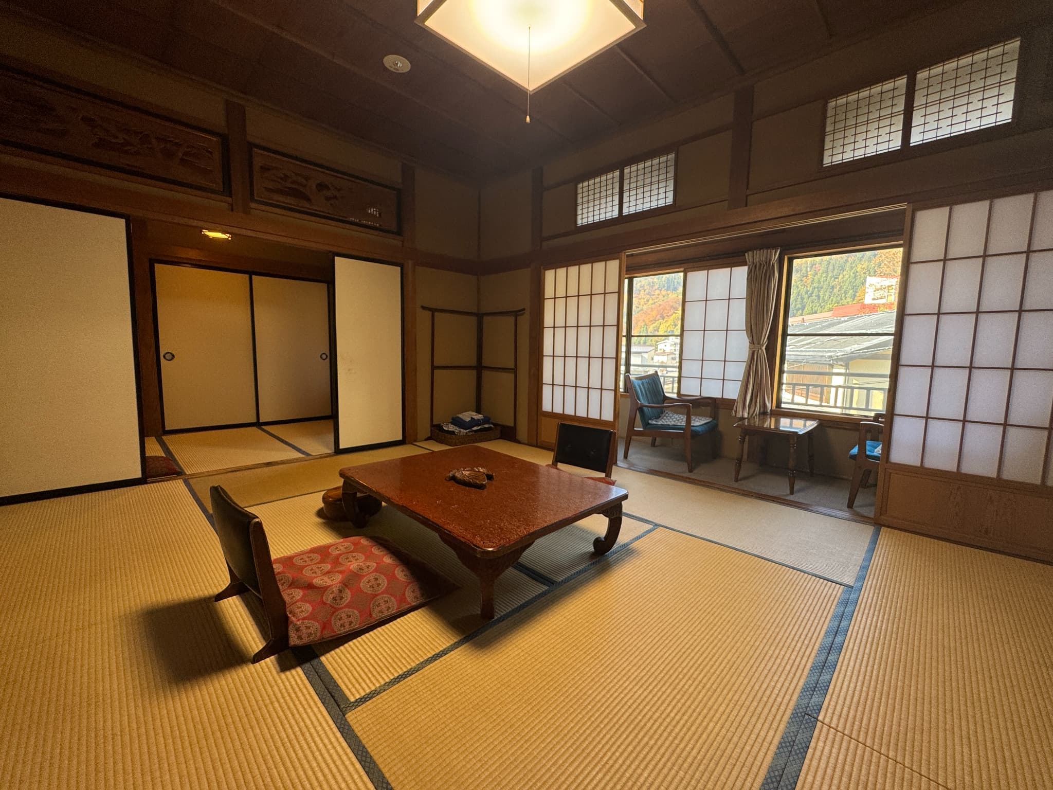 An example of a Japanese-style room with 10 tatami mats and a bath and toilet