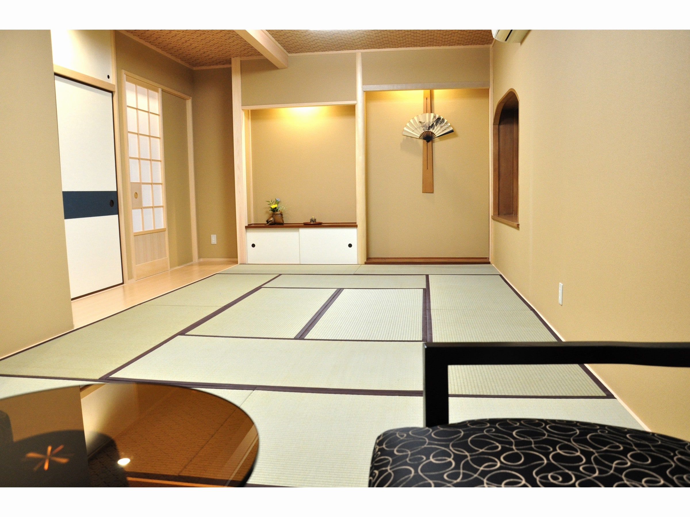 Japanese-style room 12 tatami room