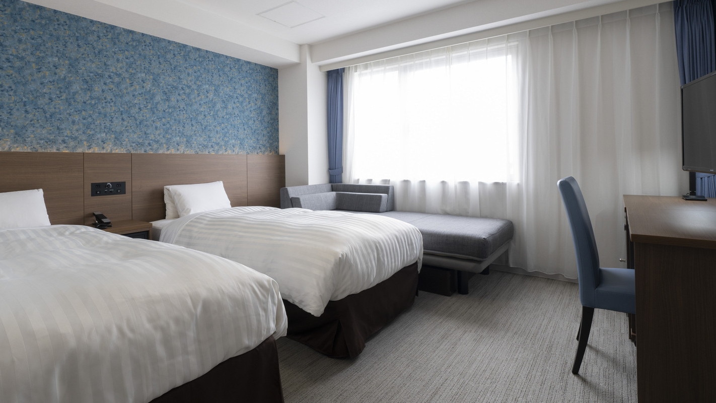 Twin Standard (23㎡) 2 x 100cm wide single beds