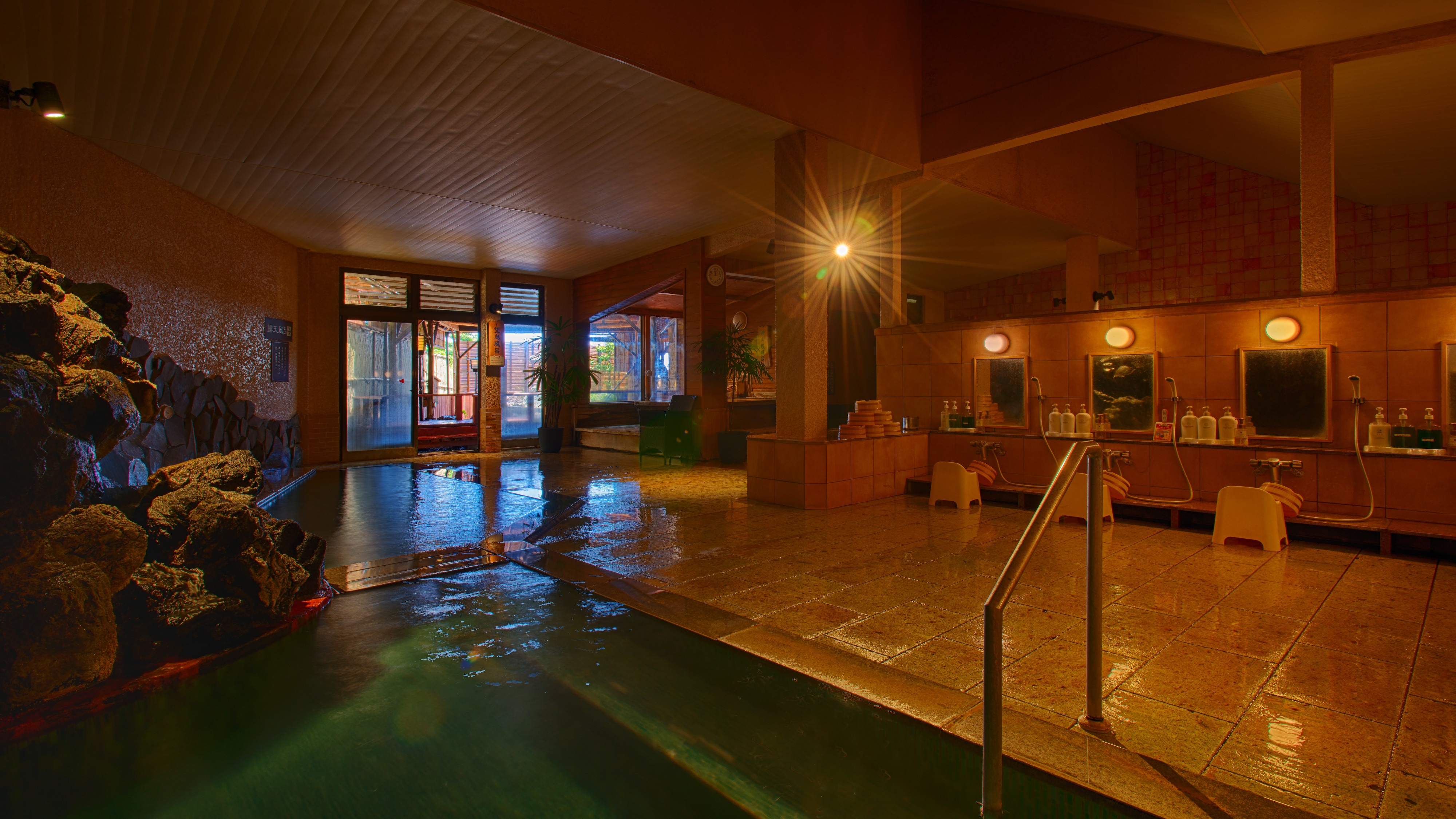 大浴場「Umiiro」－室內浴池