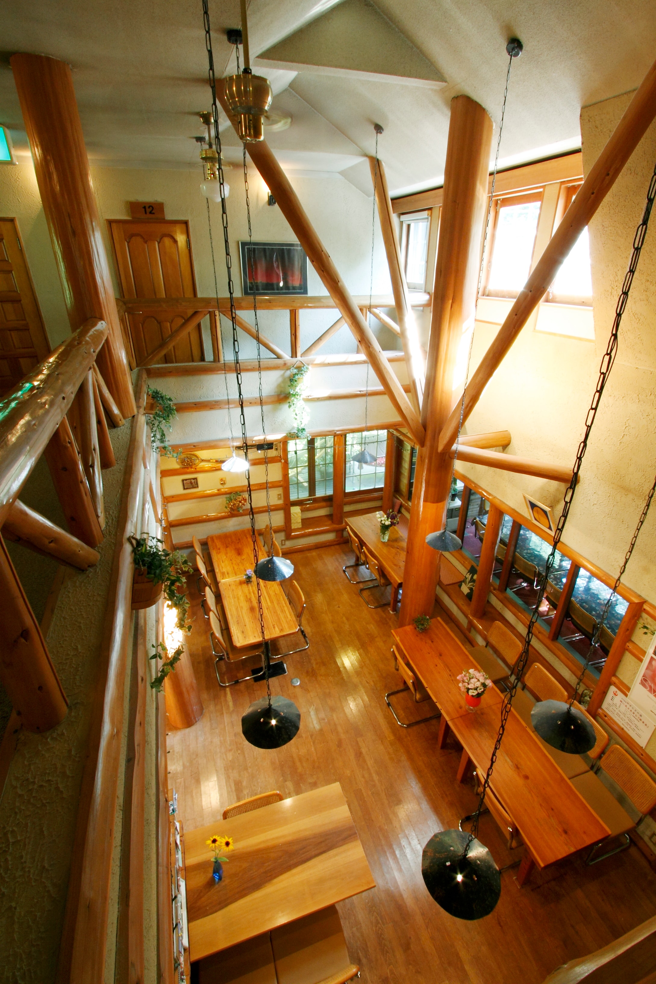 Atrium 2