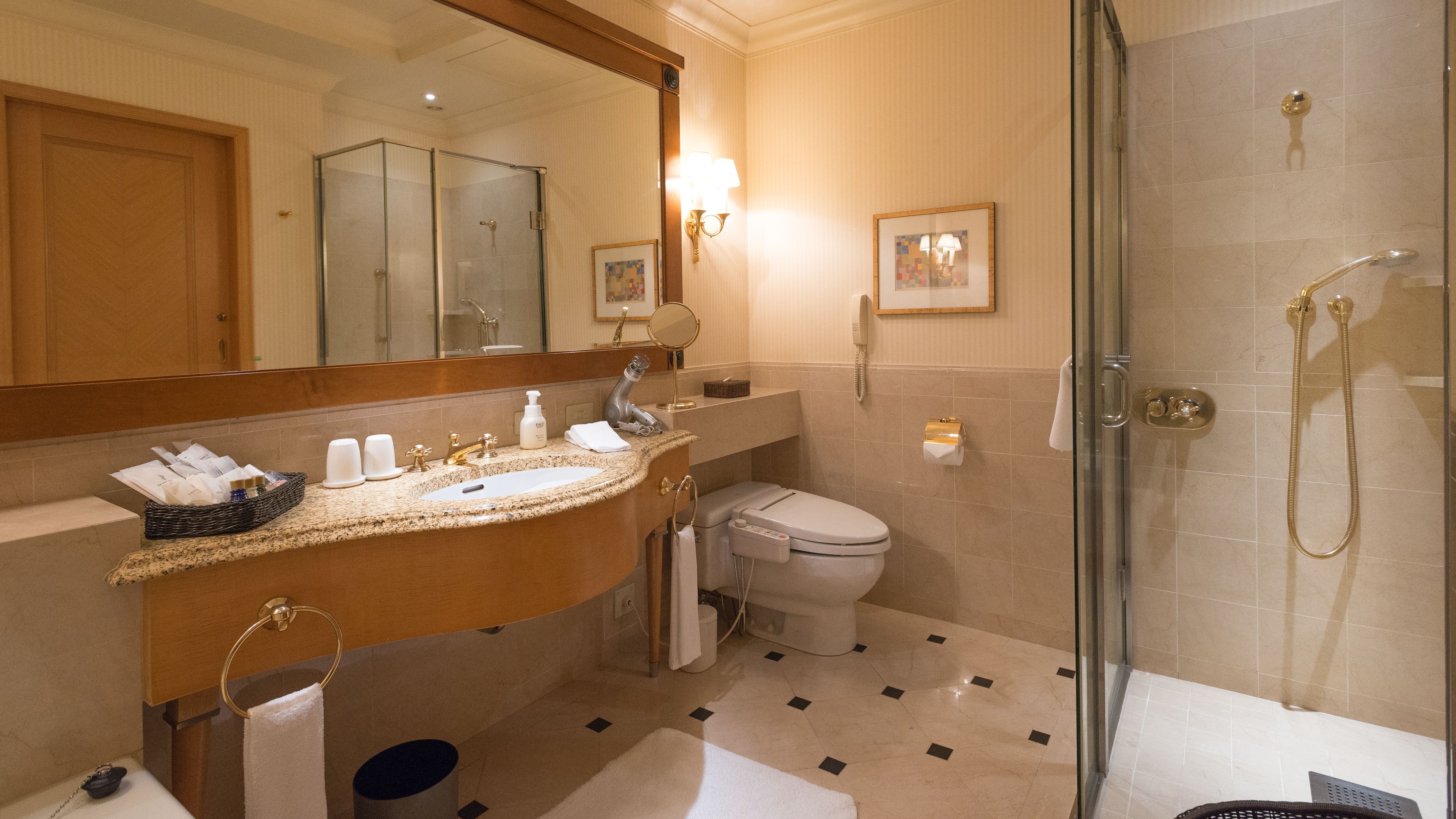 [Special floor] 27th and 28th floor bathroom (deluxe room)