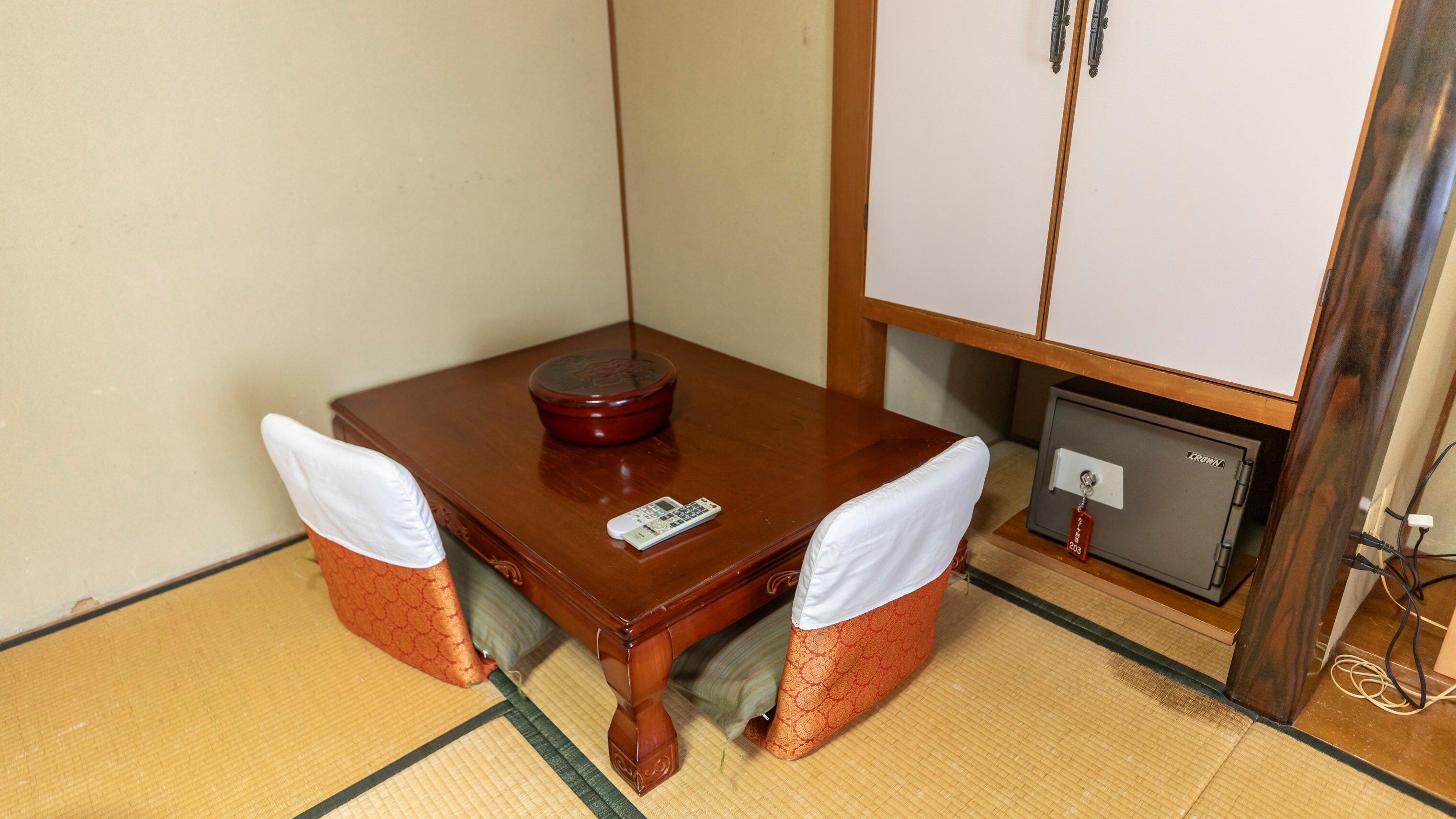 [Non-smoking] Japanese-Western twin room