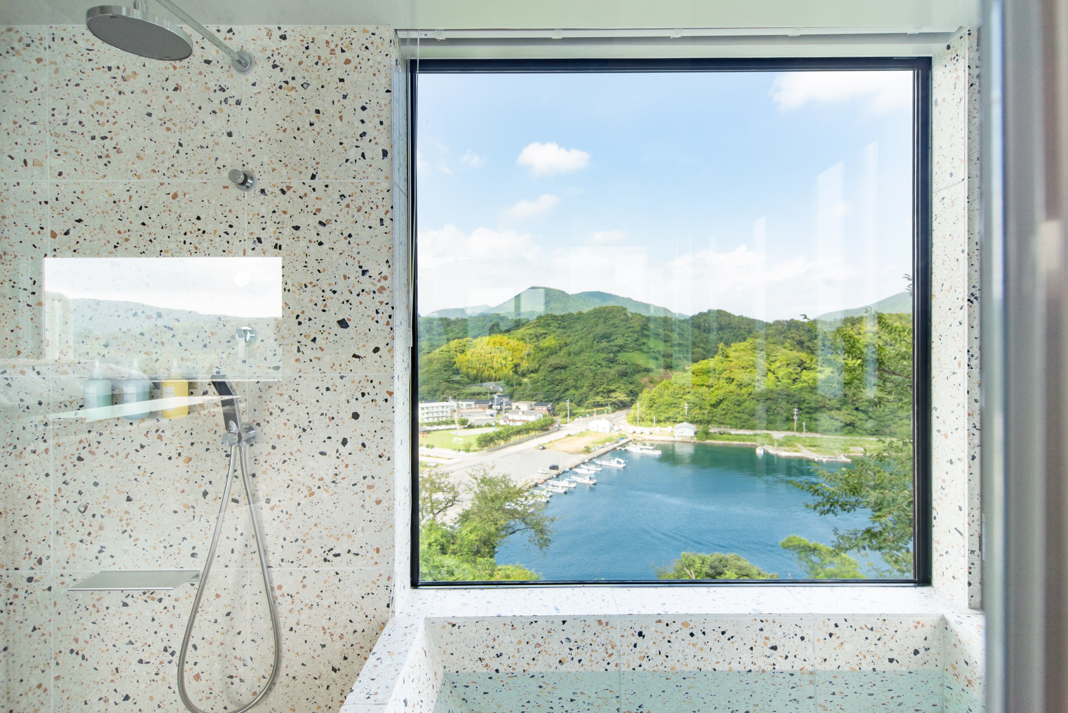 (Dinakachi) Bathroom