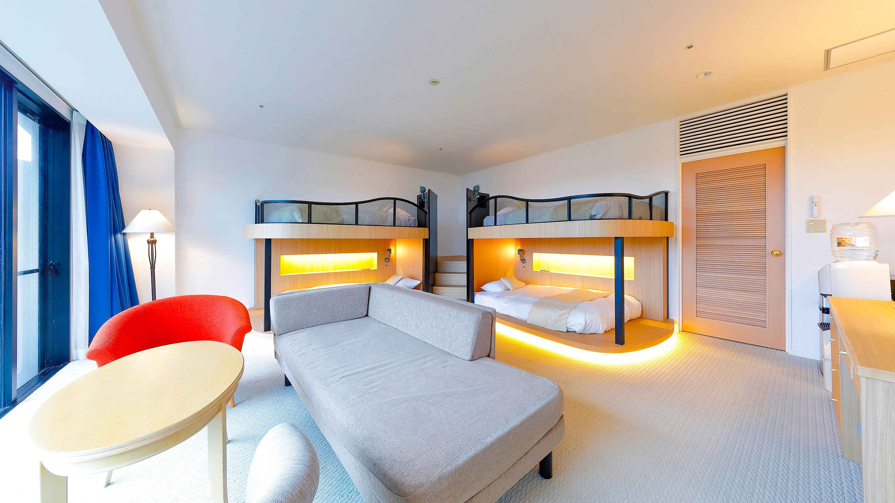 [Bebas Rokok] Kamar Superior Bergaya Barat dengan 5 Tempat Tidur Kamar Mandi Dalam Ruangan KATARAI *Gambar