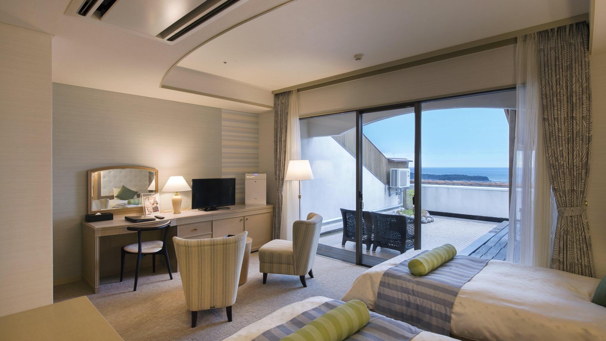 Superior room with open-air bath