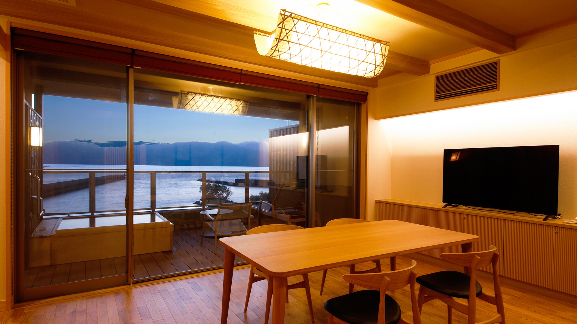 Special Room: Hanagokoro - Guest room with open-air hot spring bath