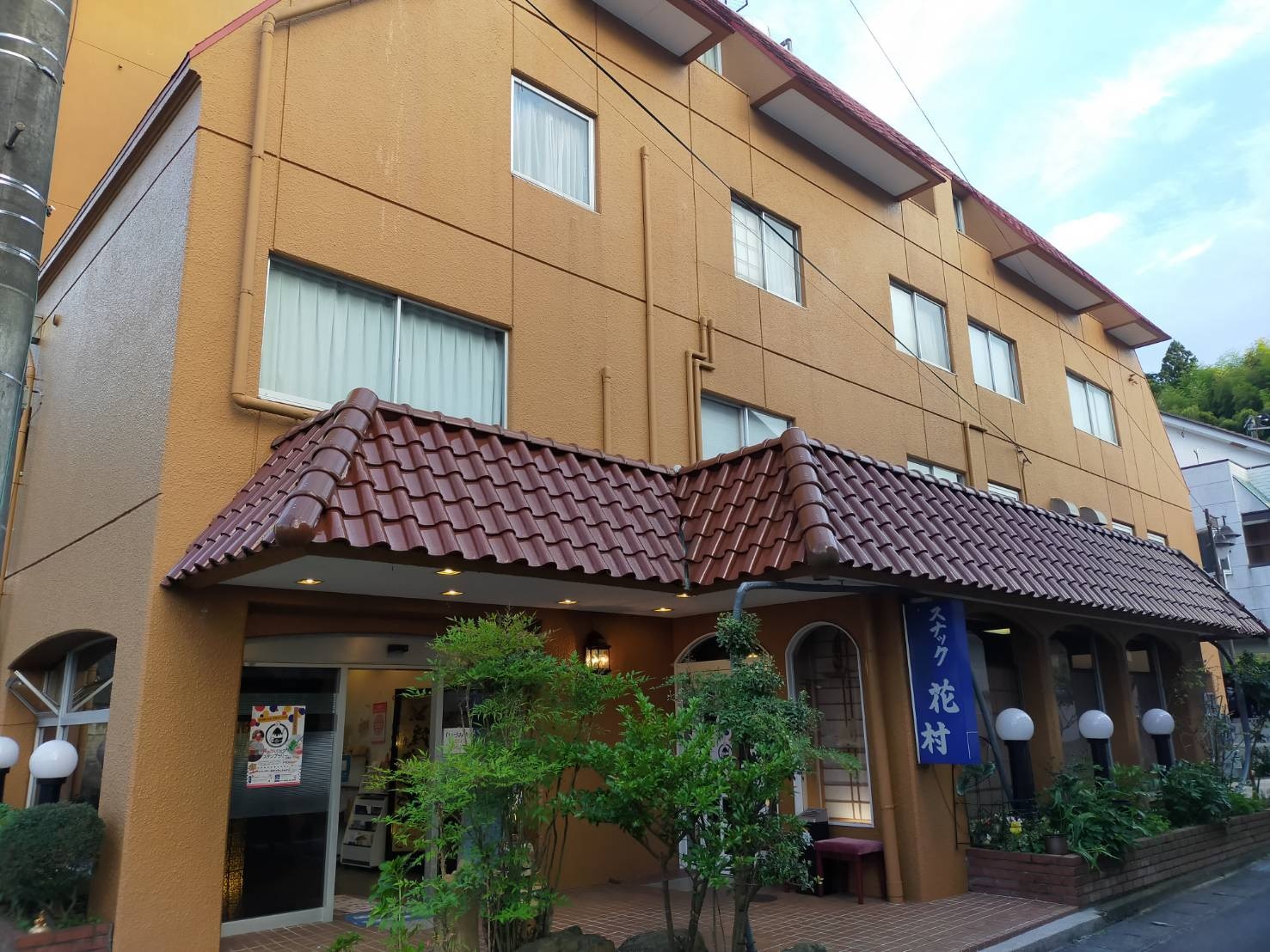 New building entrance