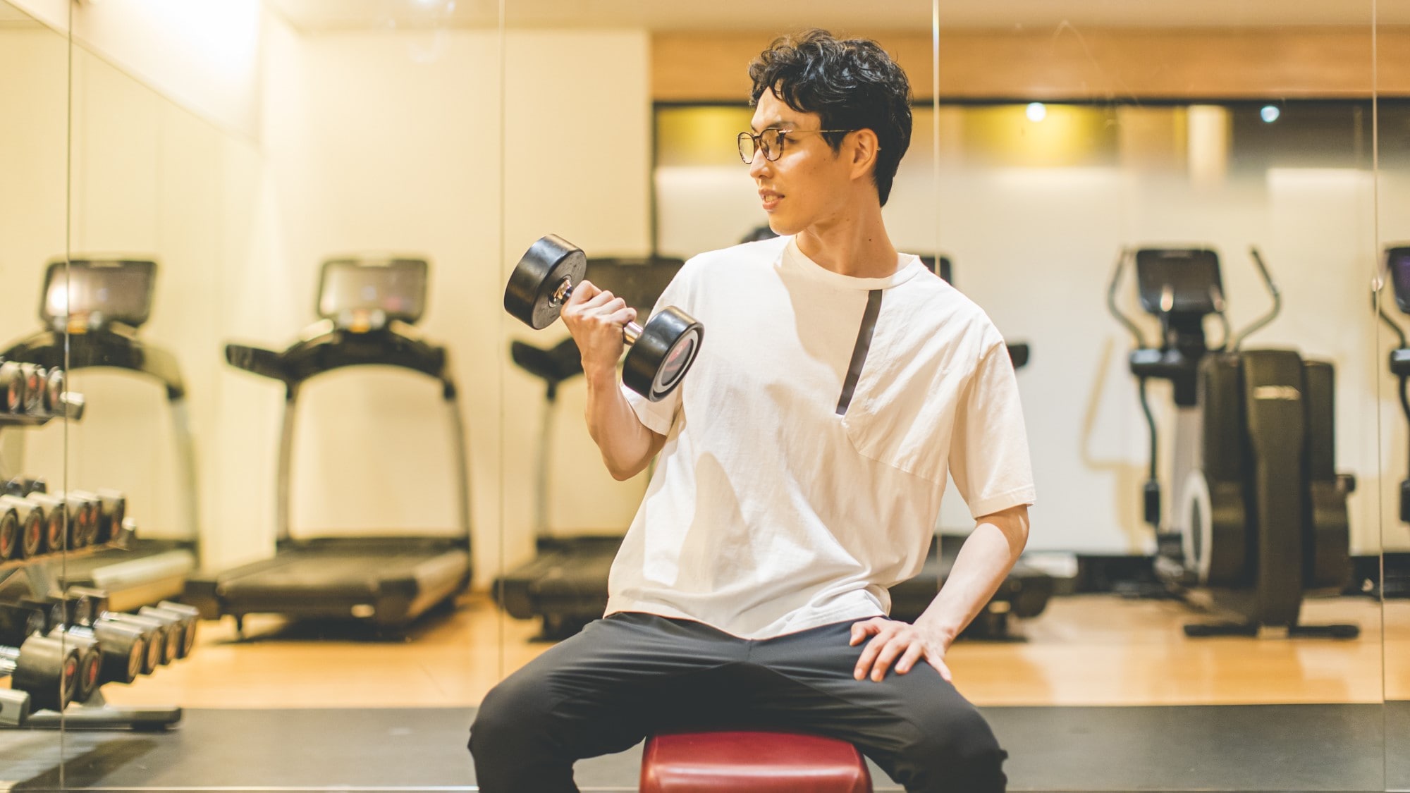[健身房] 1F