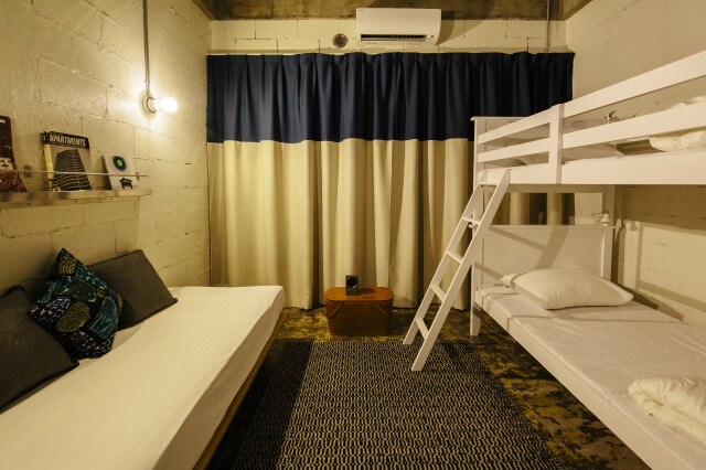 Kamar tidur tiga | Tempat tidur susun + tempat tidur sofa