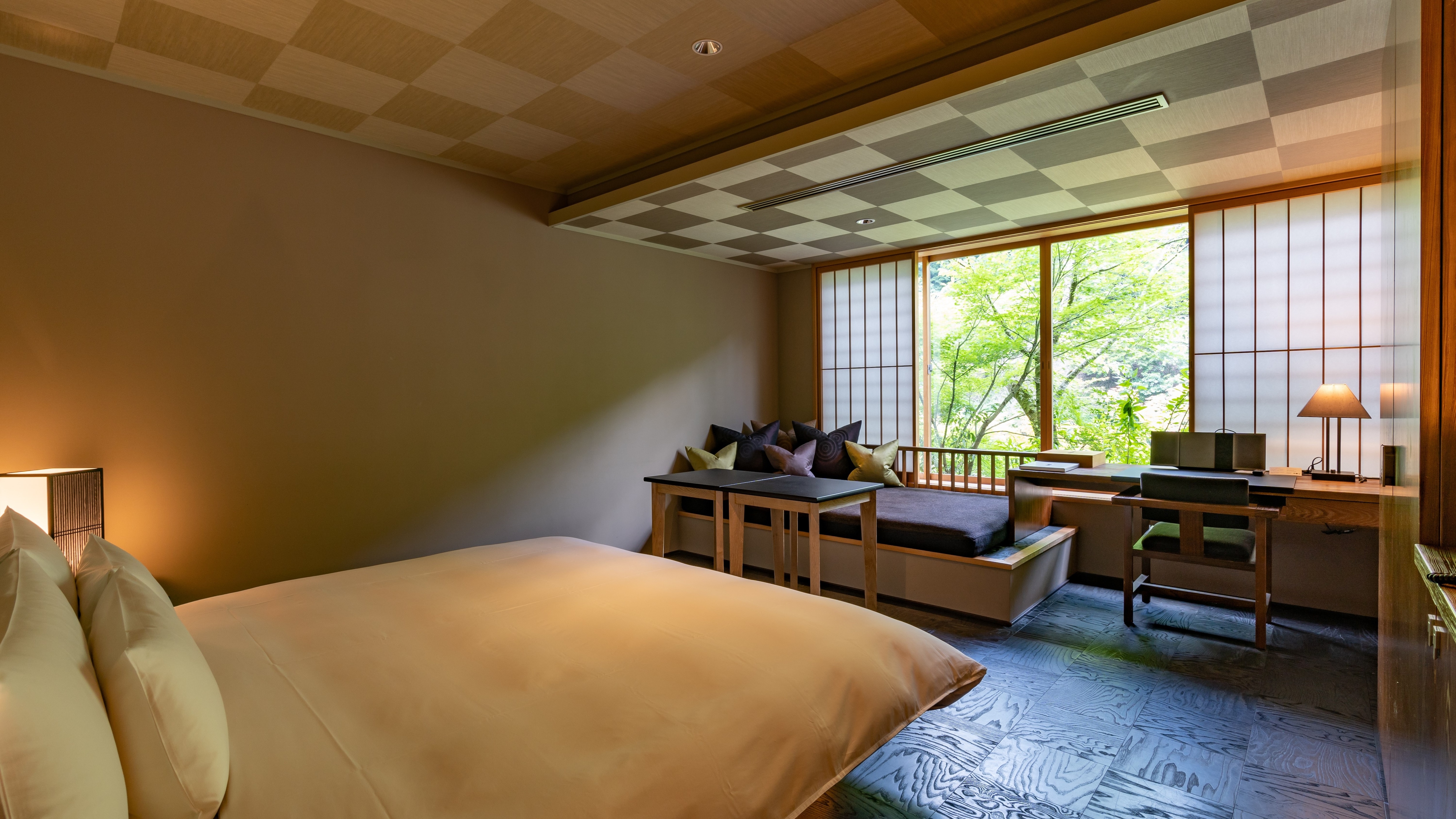 Hotel information and reservations for HOSHINOYA Kyoto | Rakuten