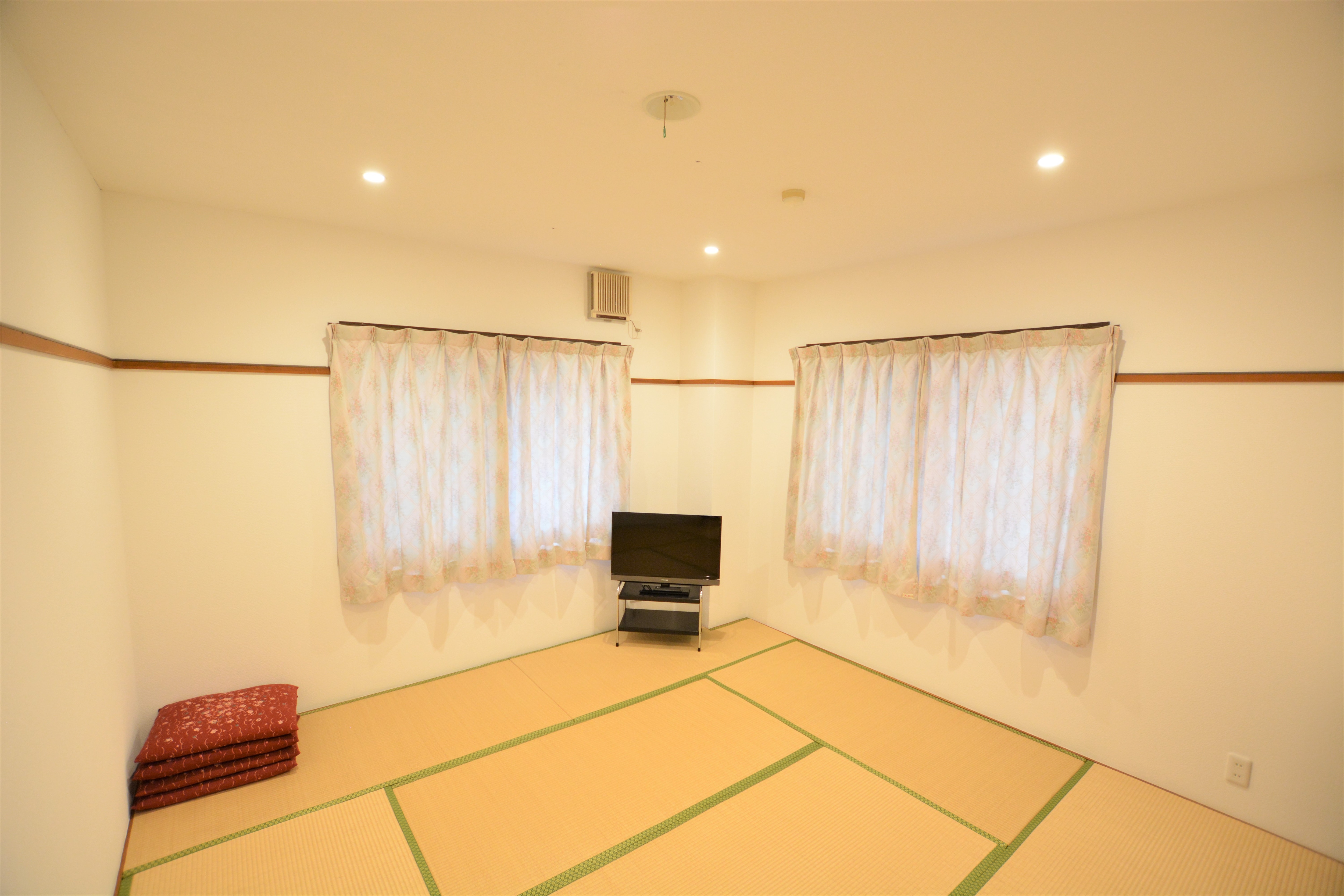 Japanese-style room standard