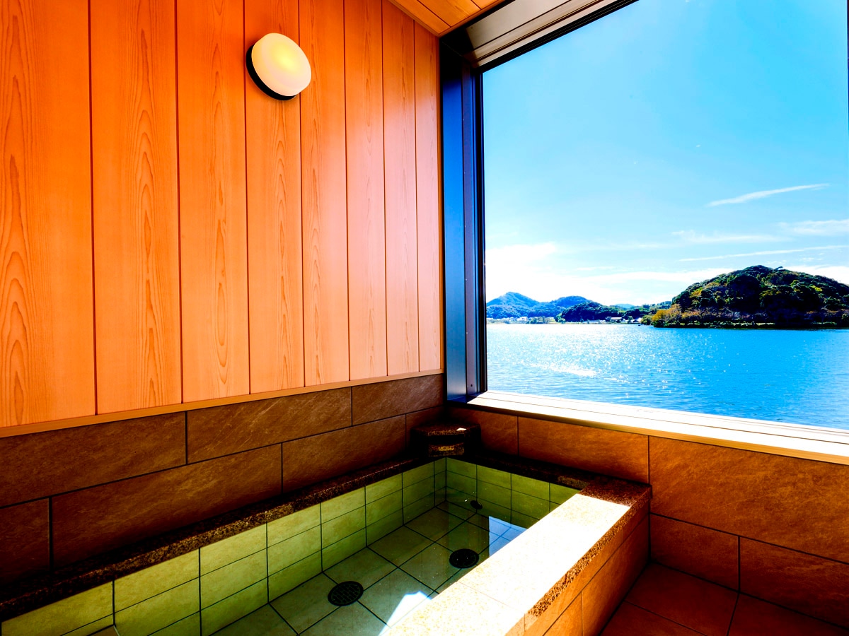 Building 2 "Saya" Tango Lake Hot Springs