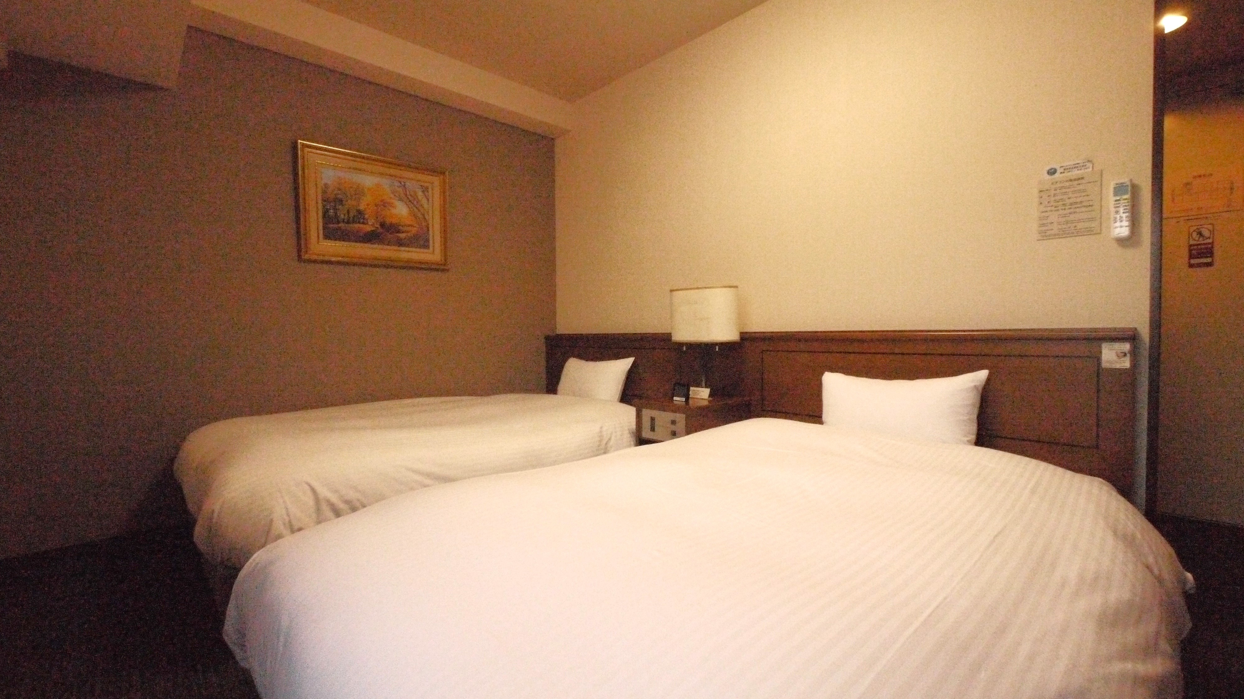 hút thuốc đôi tiêu chuẩn