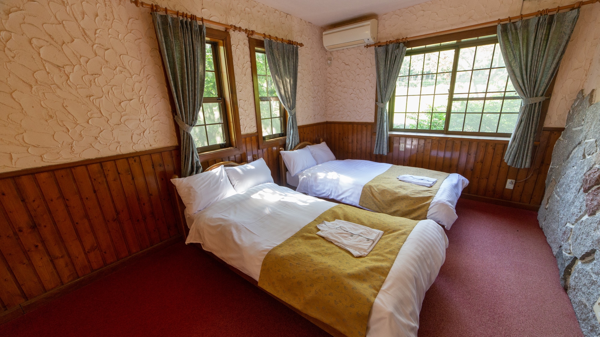 [Annex Twin (1F) Bedroom]