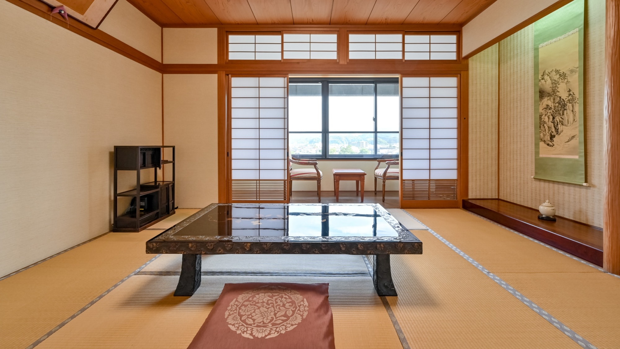 Superior Japanese-Western style room