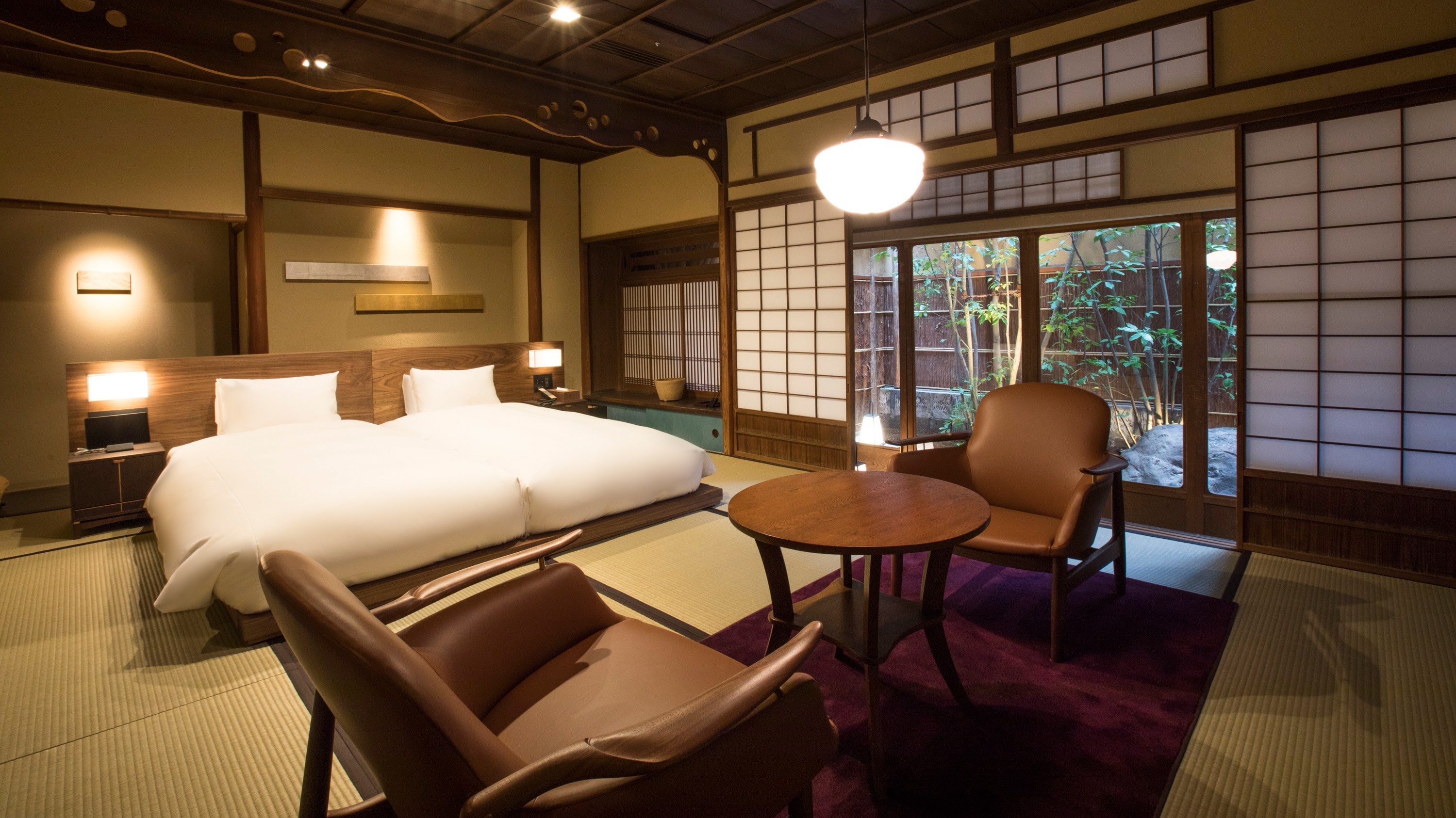 อาคารหลัก 102: ห้องดีลักซ์ฮอลลีวูดเตียงแฝดพร้อมสวนส่วนตัว