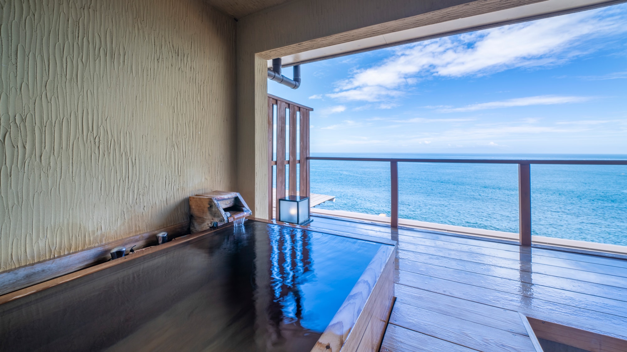 Guest room with open-air bath (example)