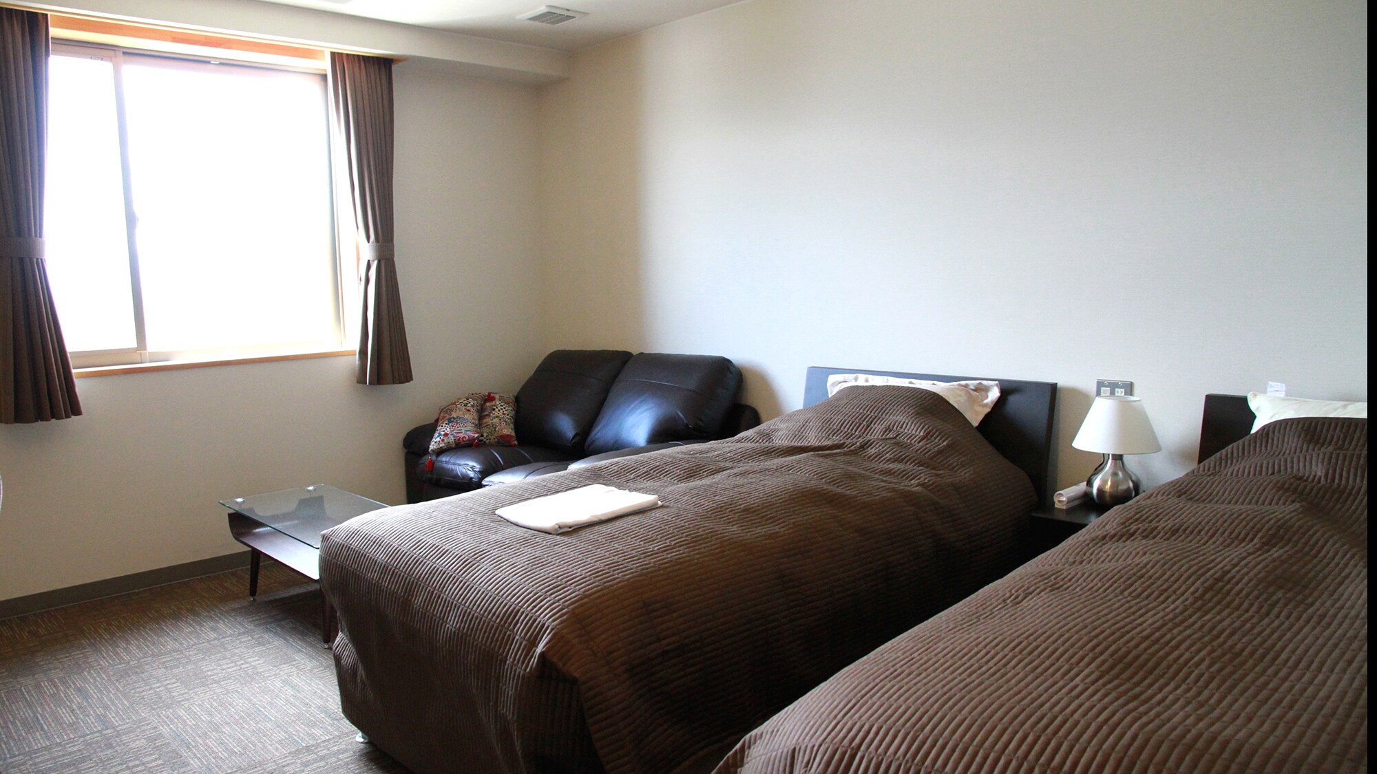 ・[Kamar twin bergaya Barat dengan pemandangan indah DX] Kamar ini berada di lantai 4.