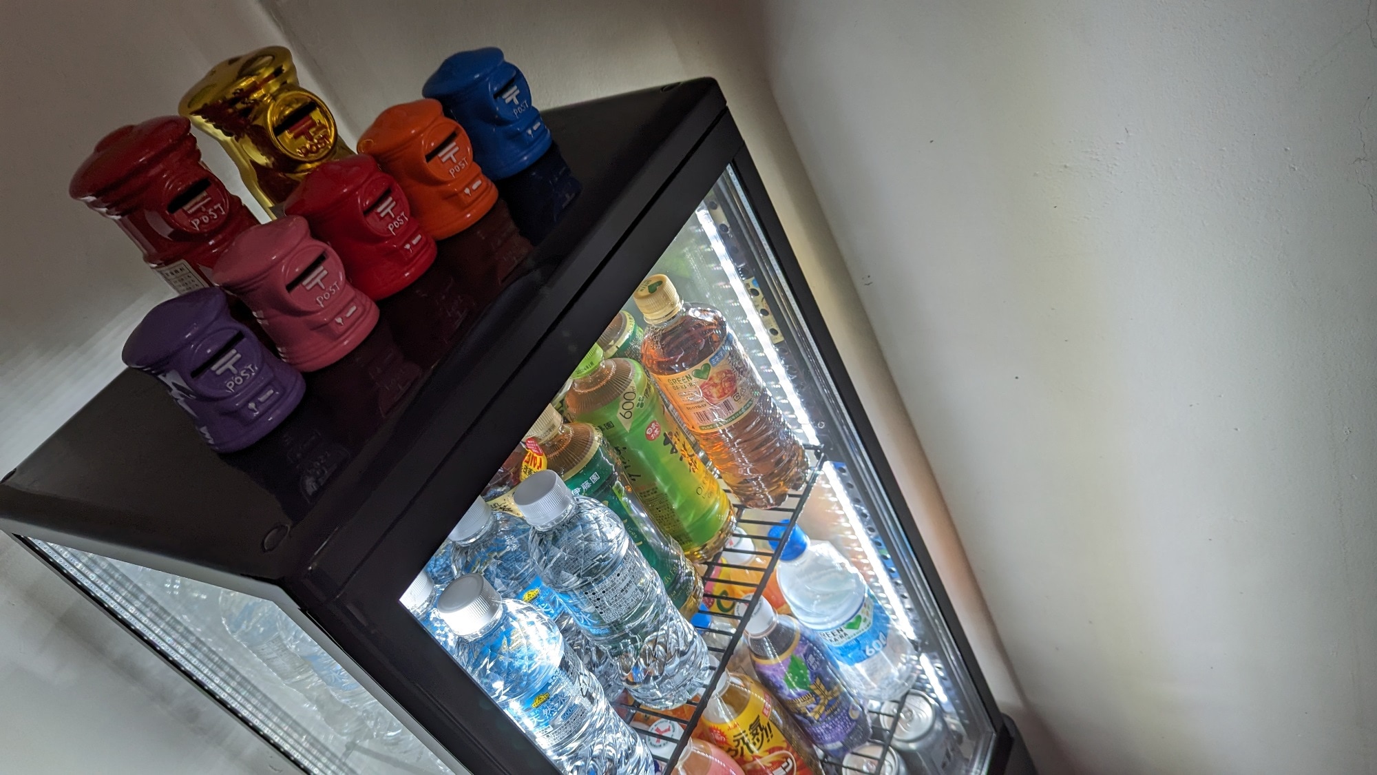 Analog vending machine - soft drinks and alcohol available