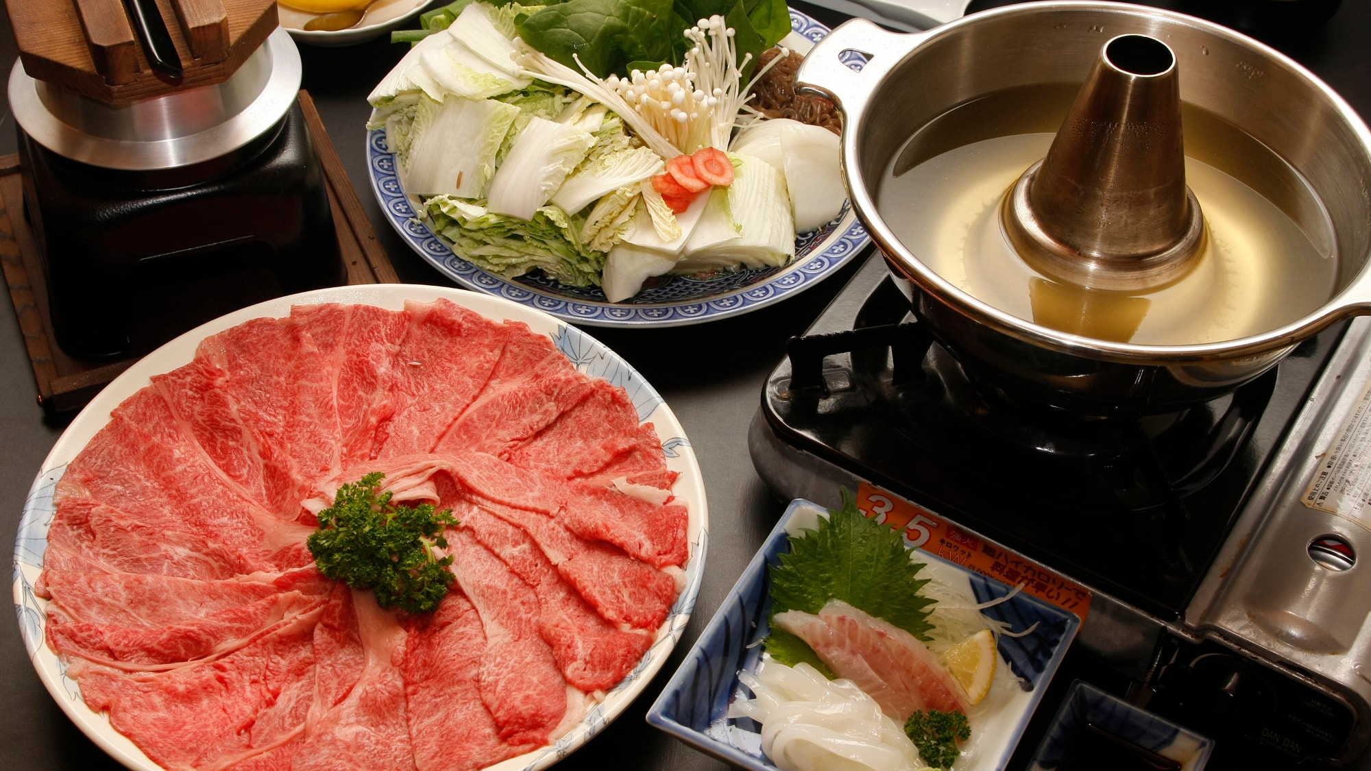 Tajima beef shabu-shabu *Currently, we are not serving kamameshi rice.