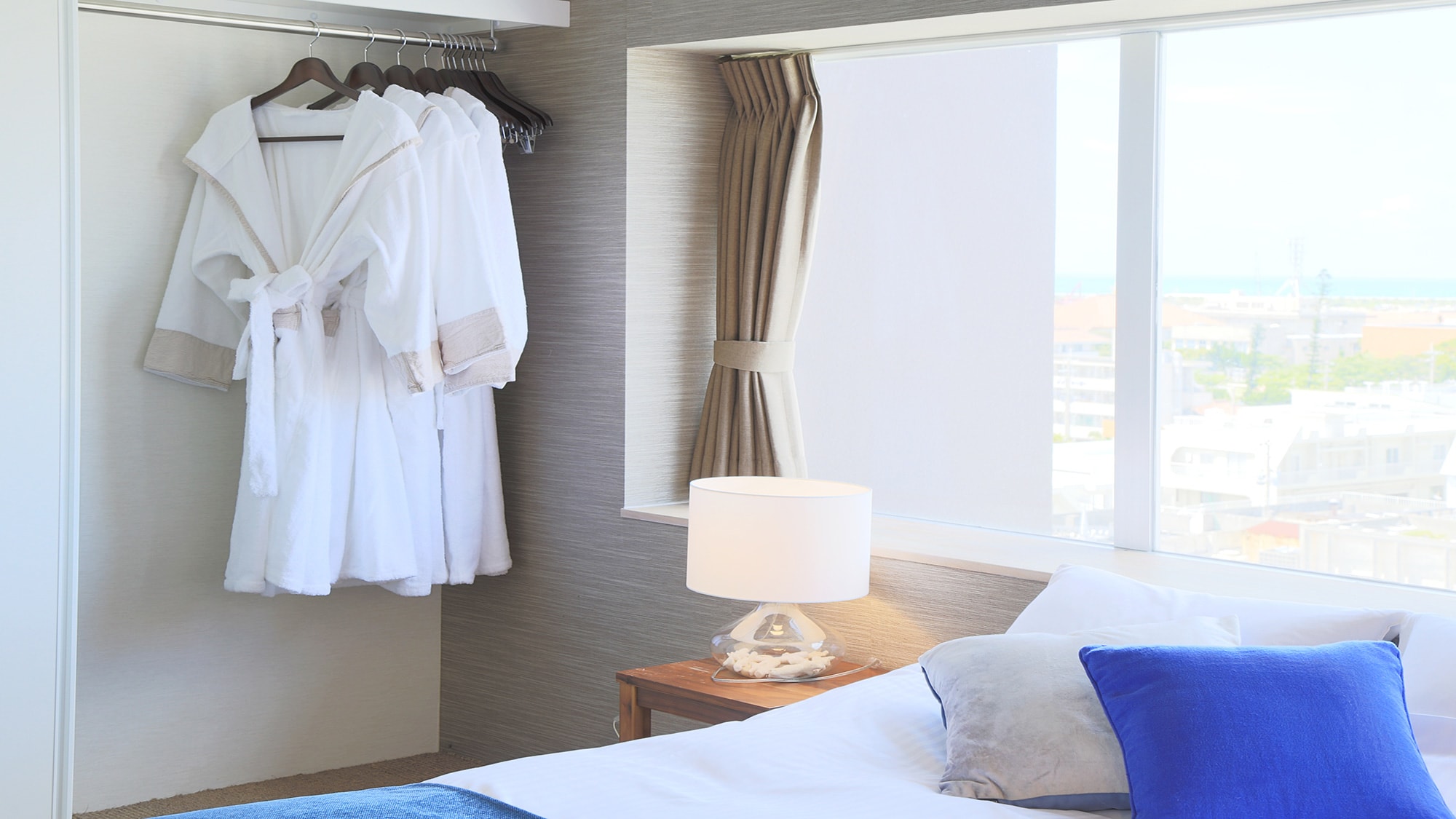  [Sky Penthouse] Bathrobe