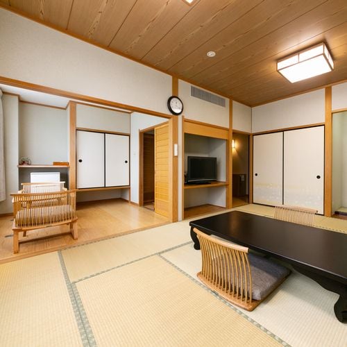 Example of a guest room (Japanese-style room with 12 tatami mats)