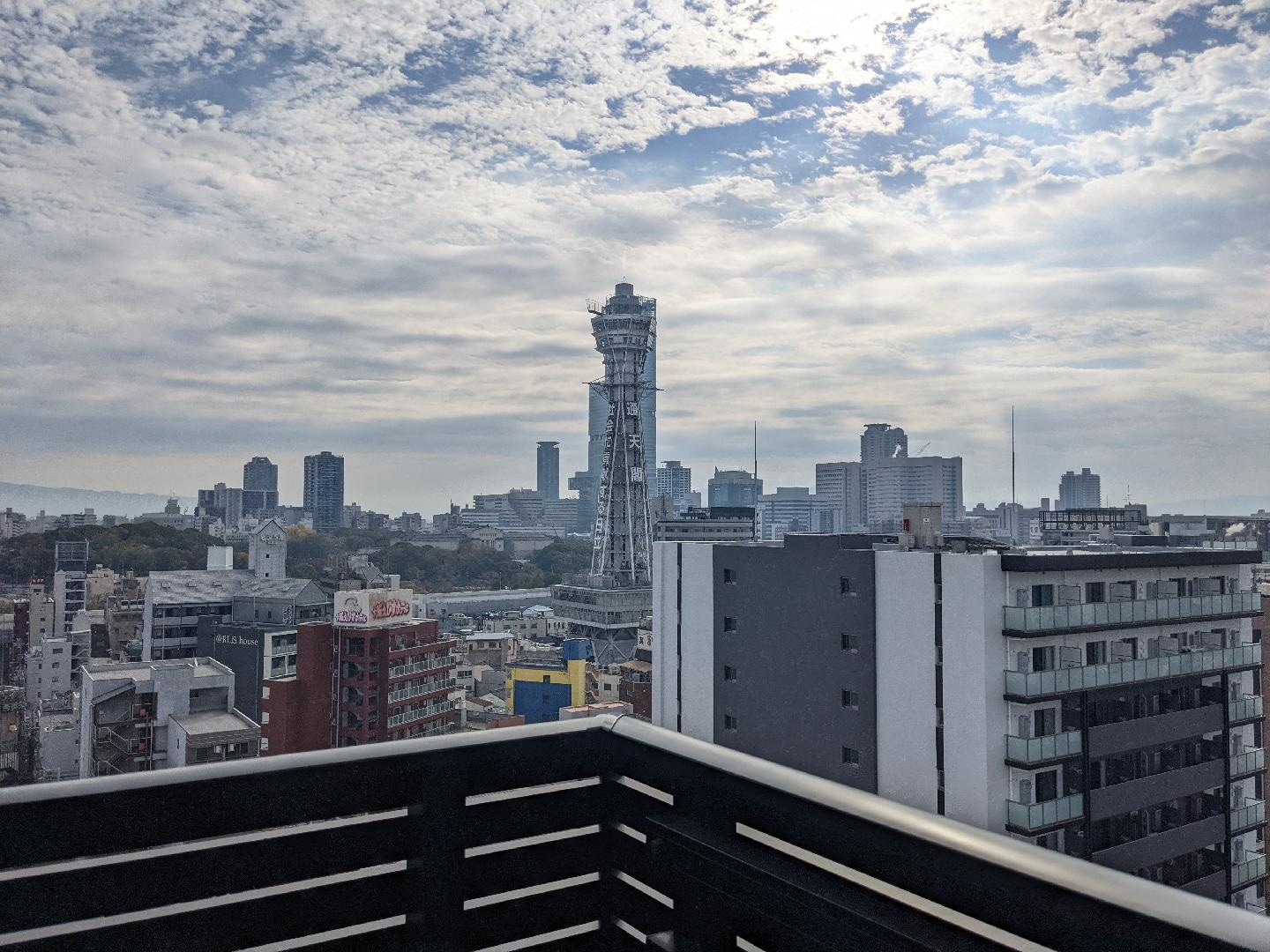[高層]單人床x4_無隔間_陽台景觀