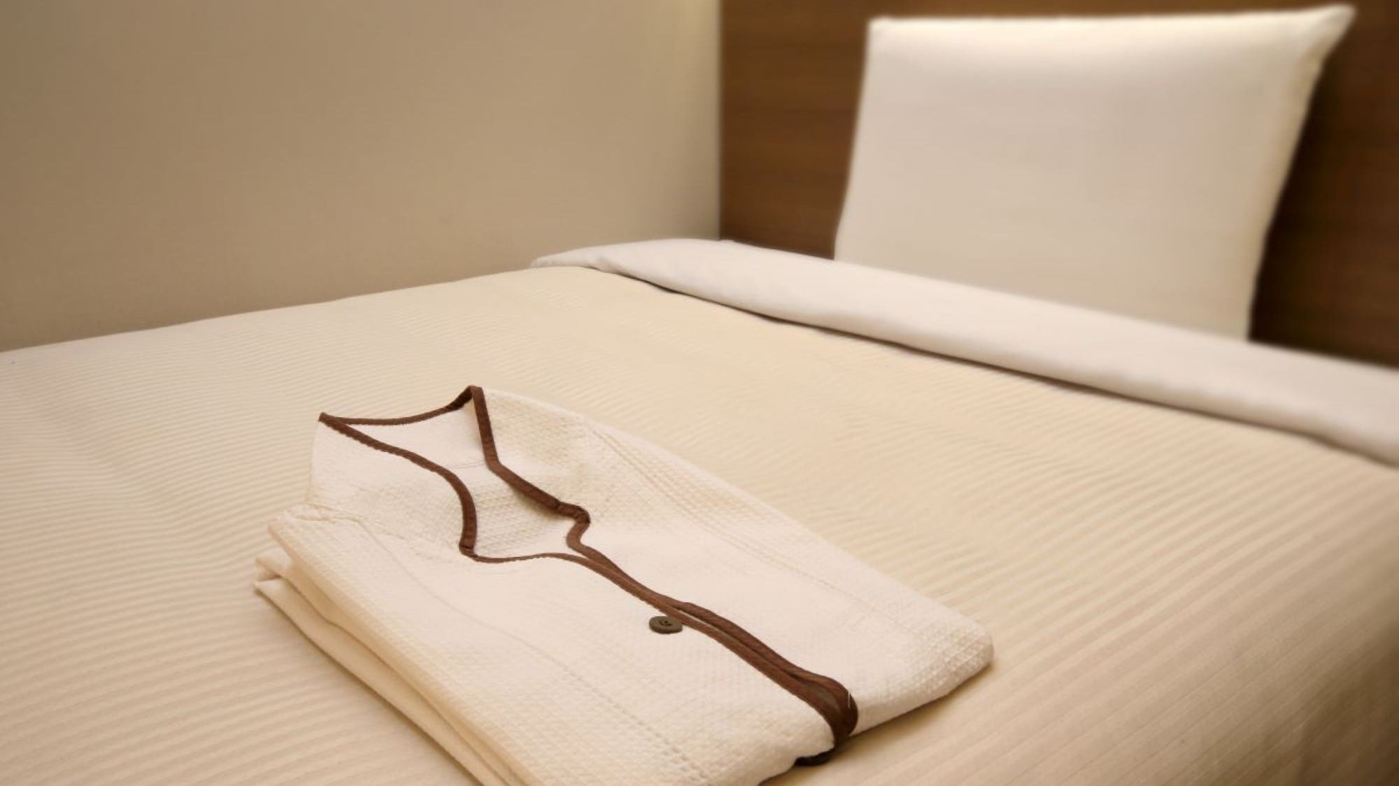 Giường & Đồ ngủ