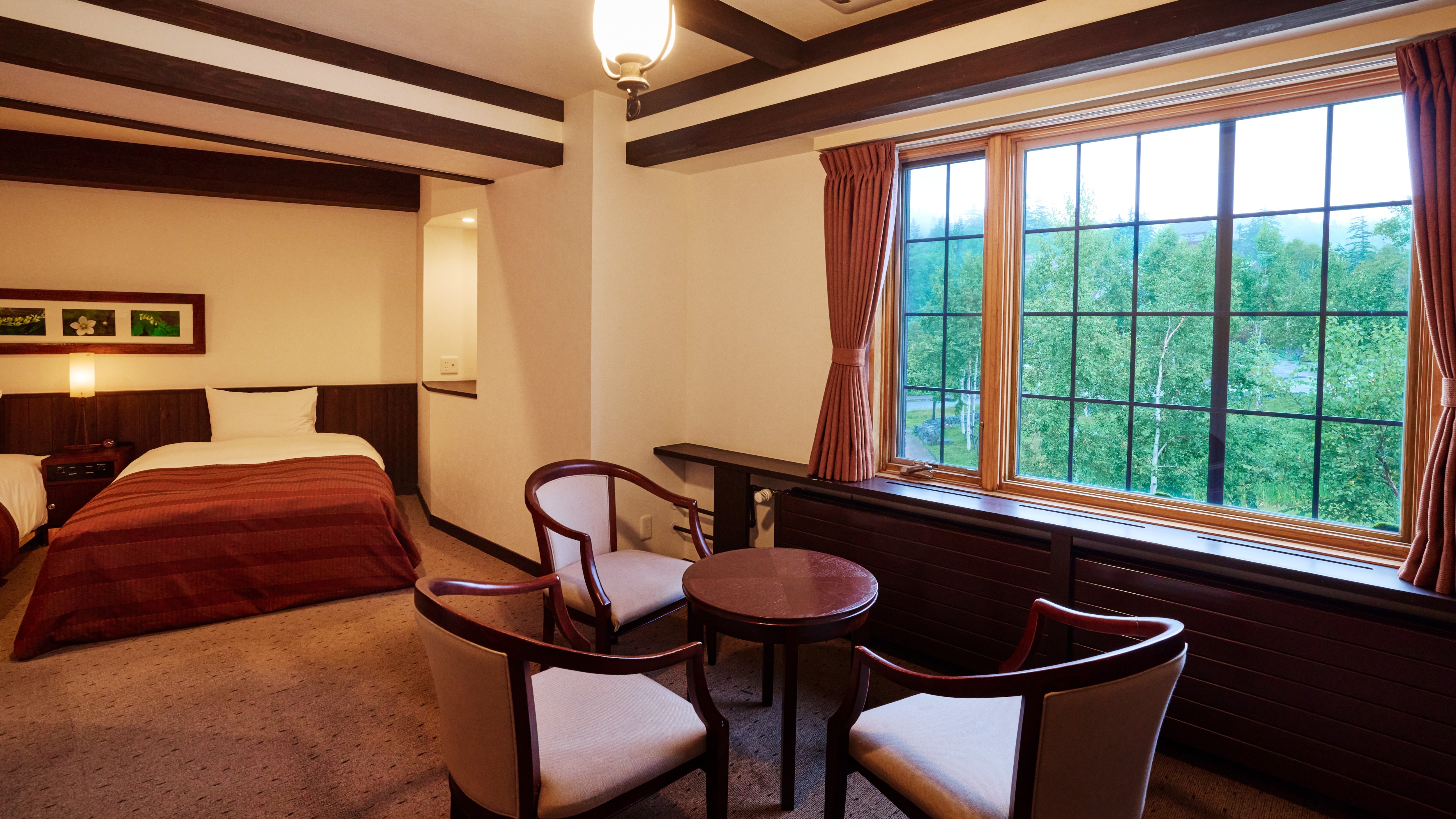 [豪華三人房/42平方米]