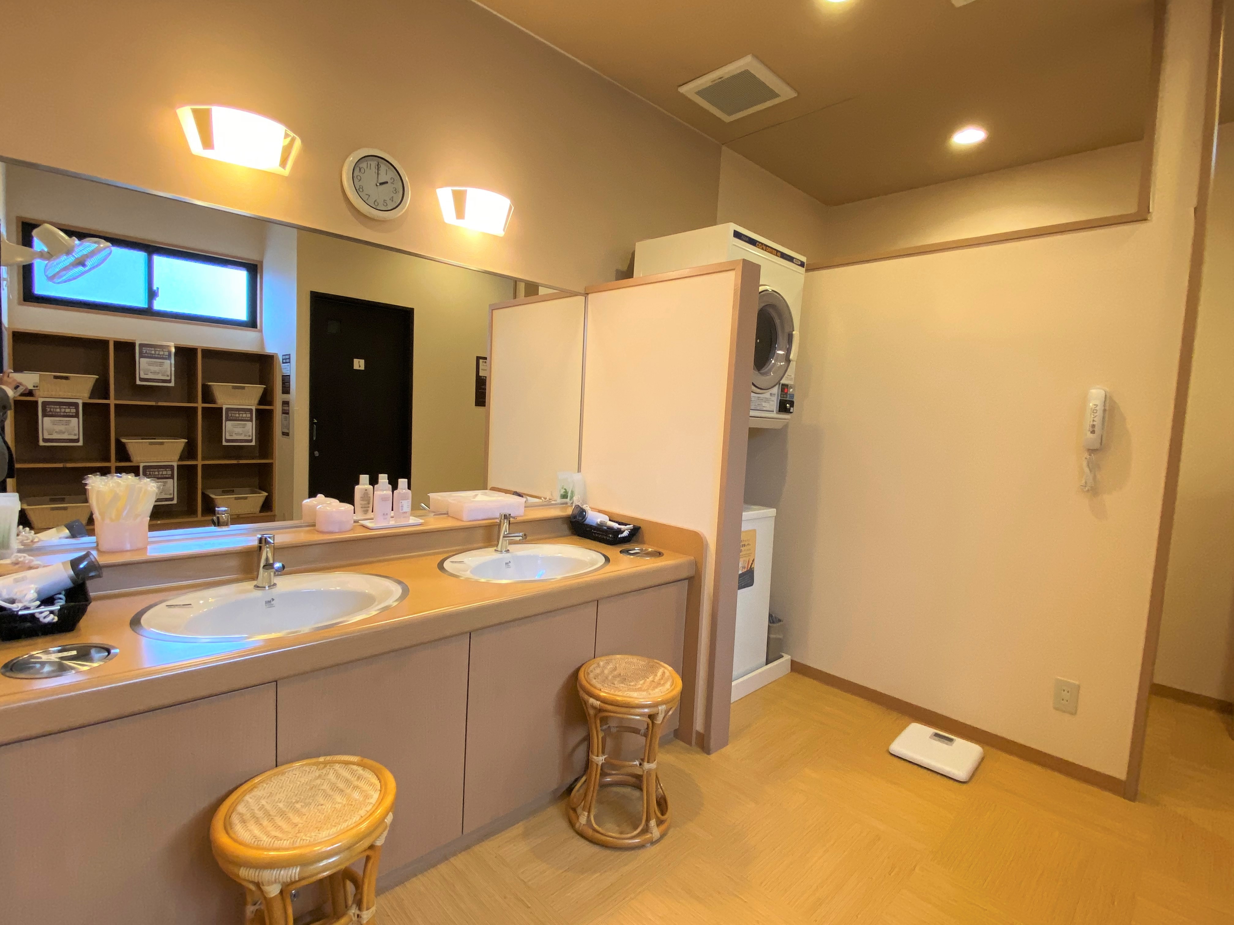 女士大浴場（更衣室）