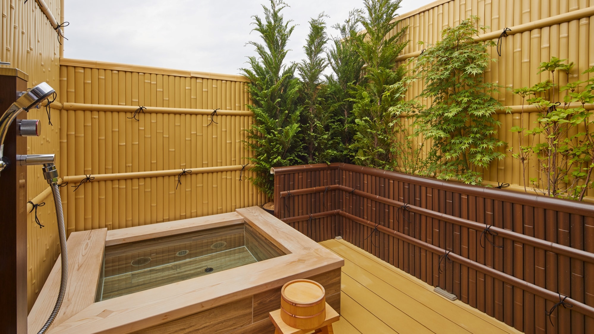 Private open-air bath